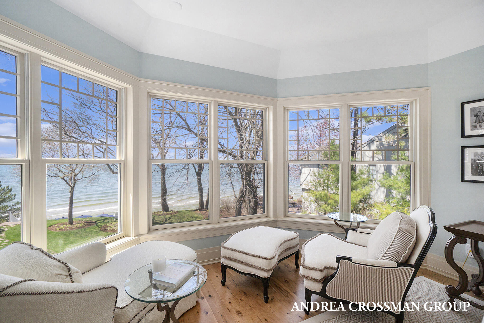 6059 Lakeshore Drive