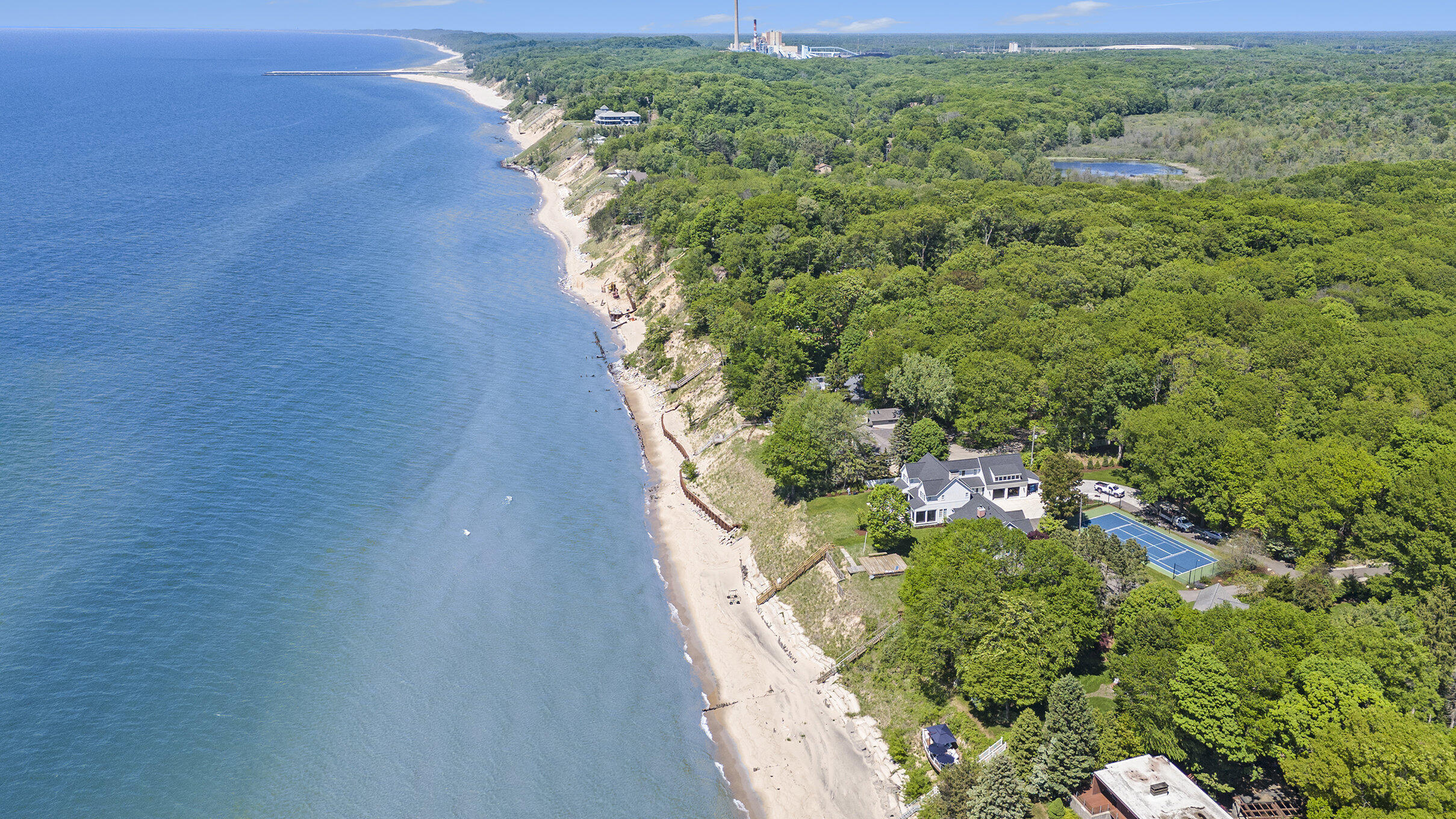 6059 Lakeshore Drive