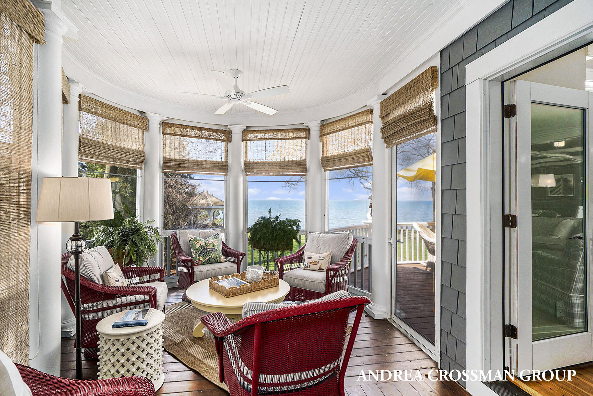 6059 Lakeshore Drive