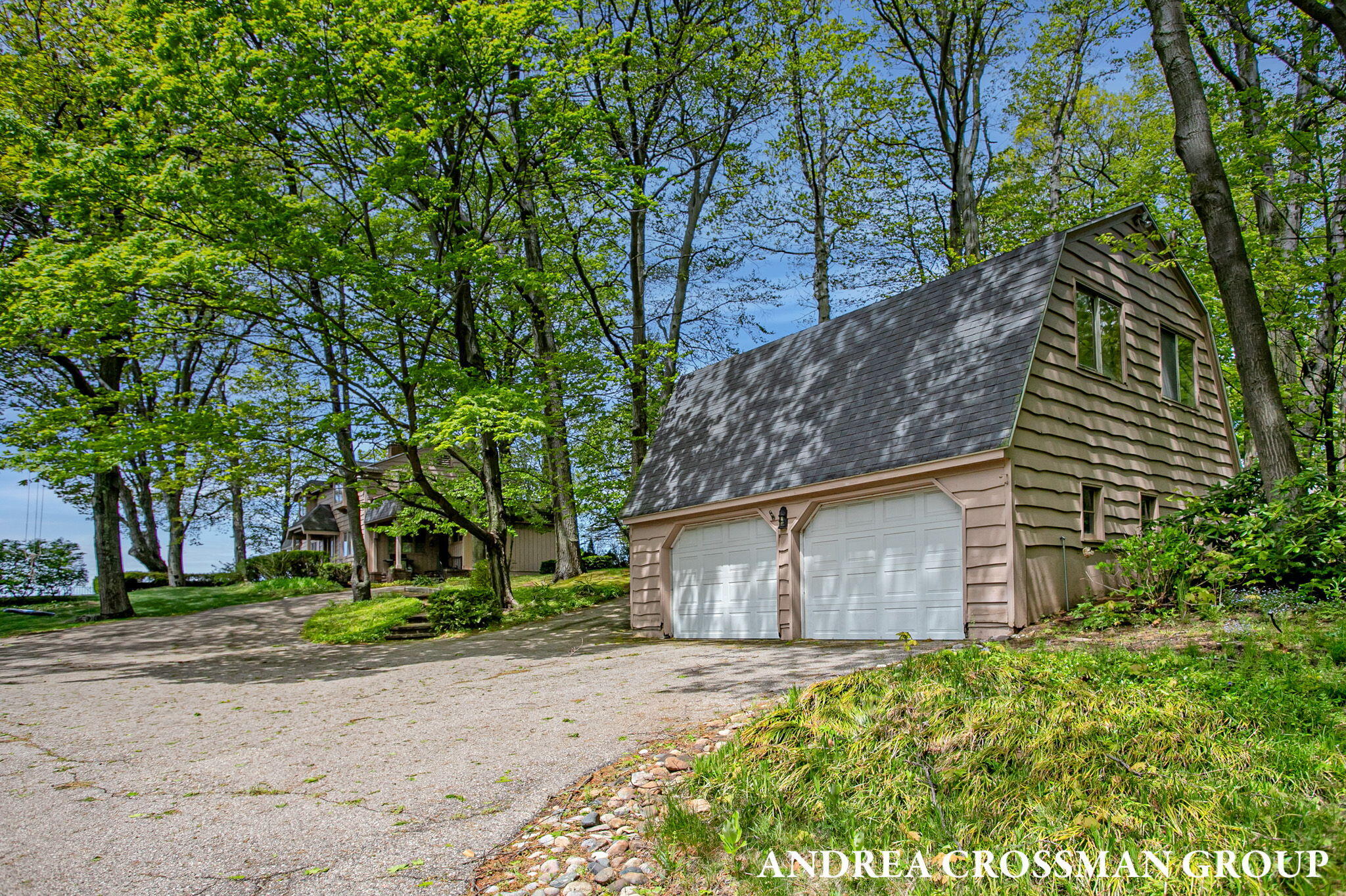 5011 Rosabelle Beach Avenue