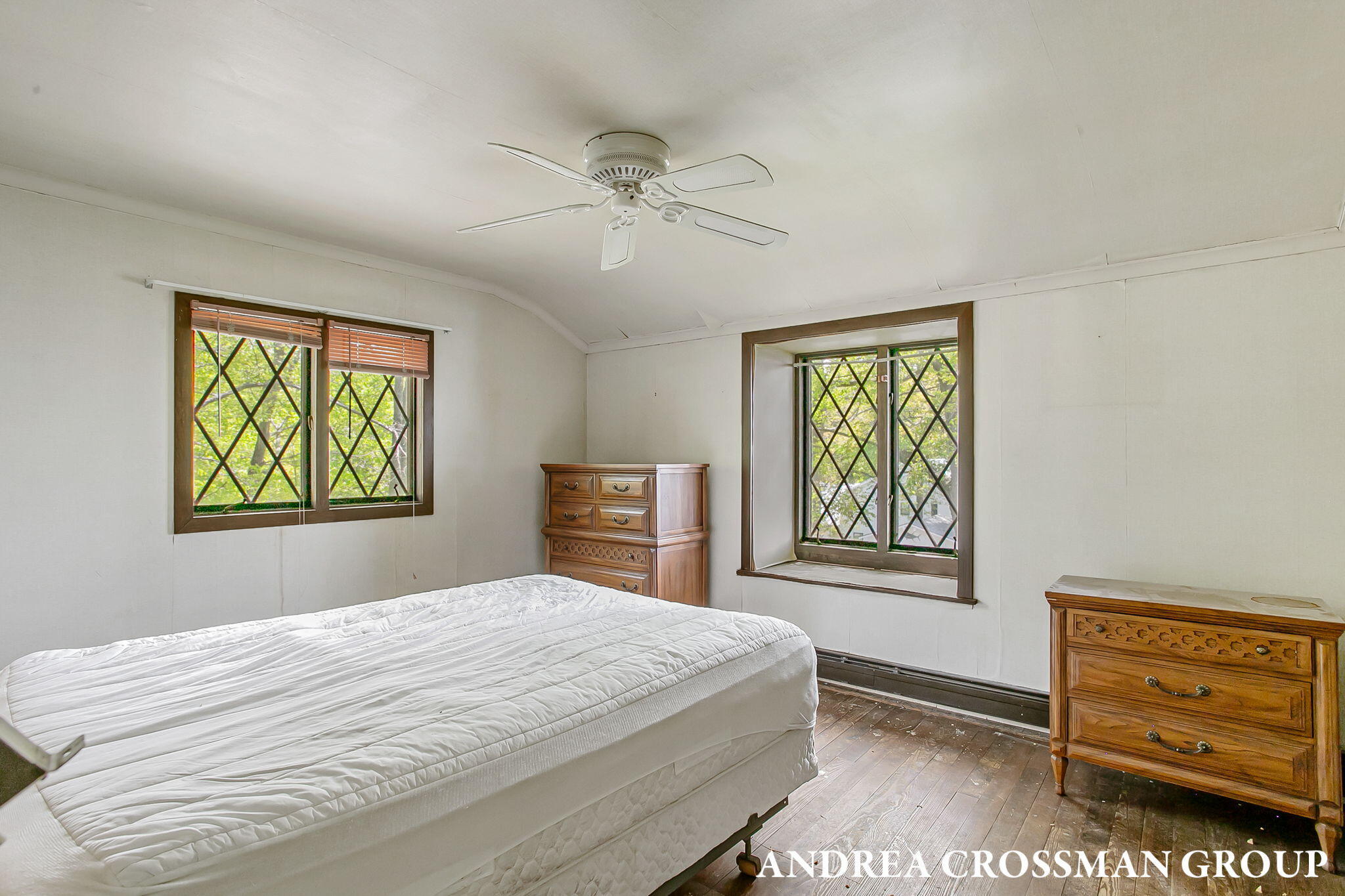 5011 Rosabelle Beach Avenue