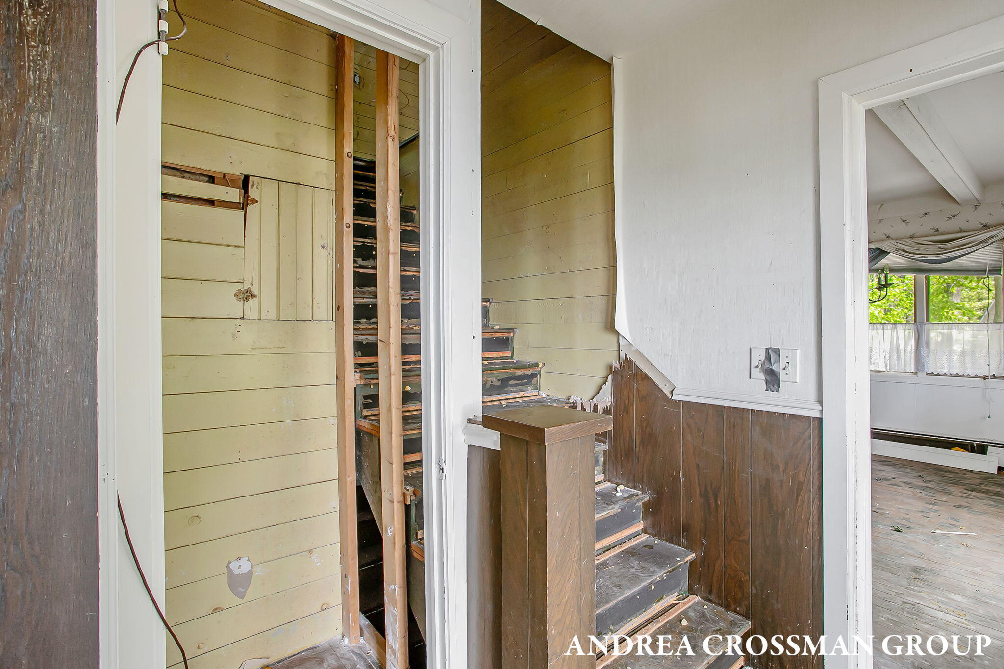 5011 Rosabelle Beach Avenue