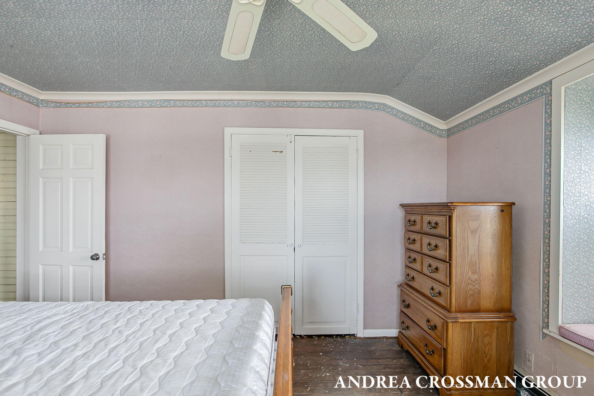 5011 Rosabelle Beach Avenue