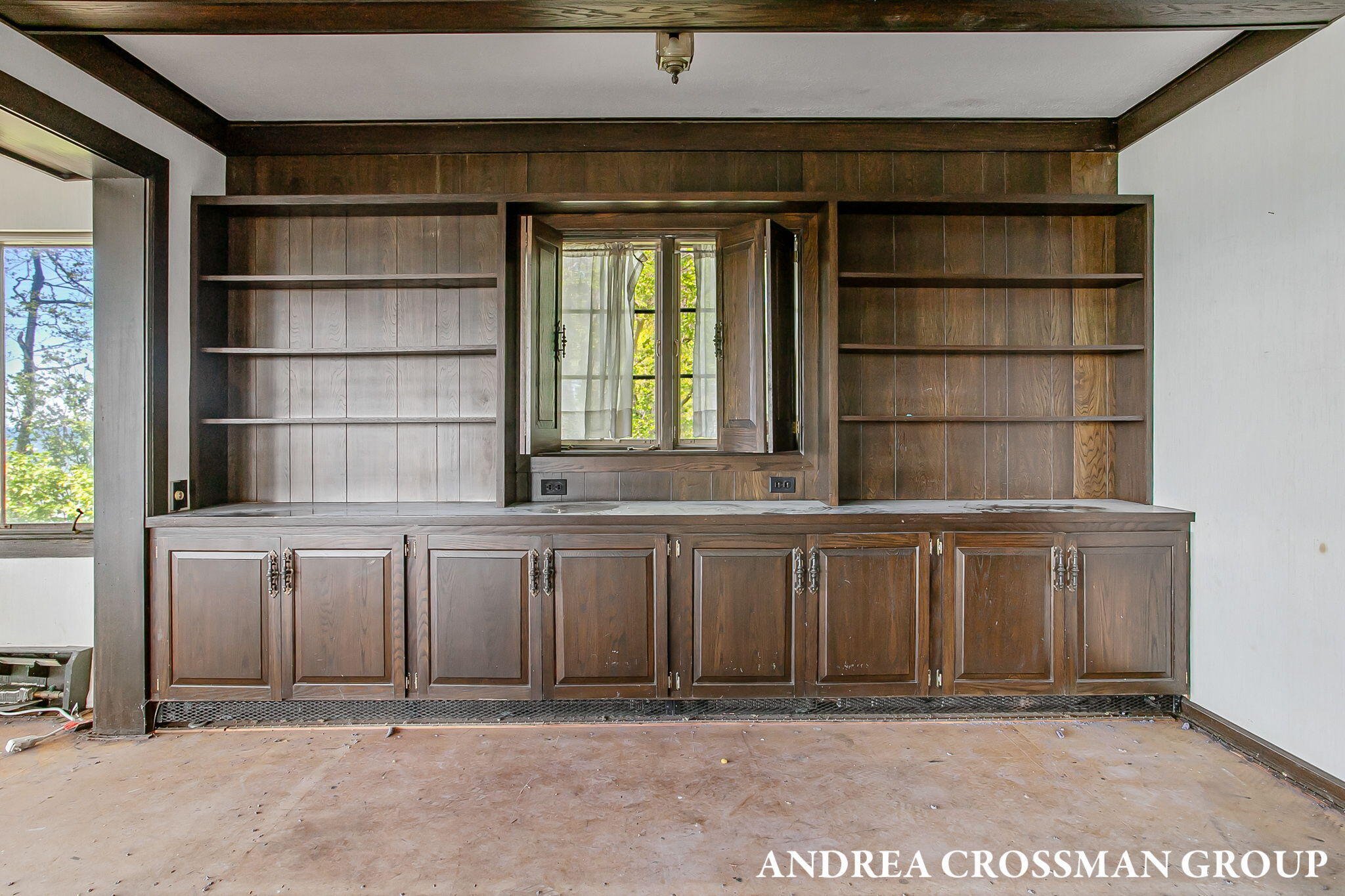 5011 Rosabelle Beach Avenue