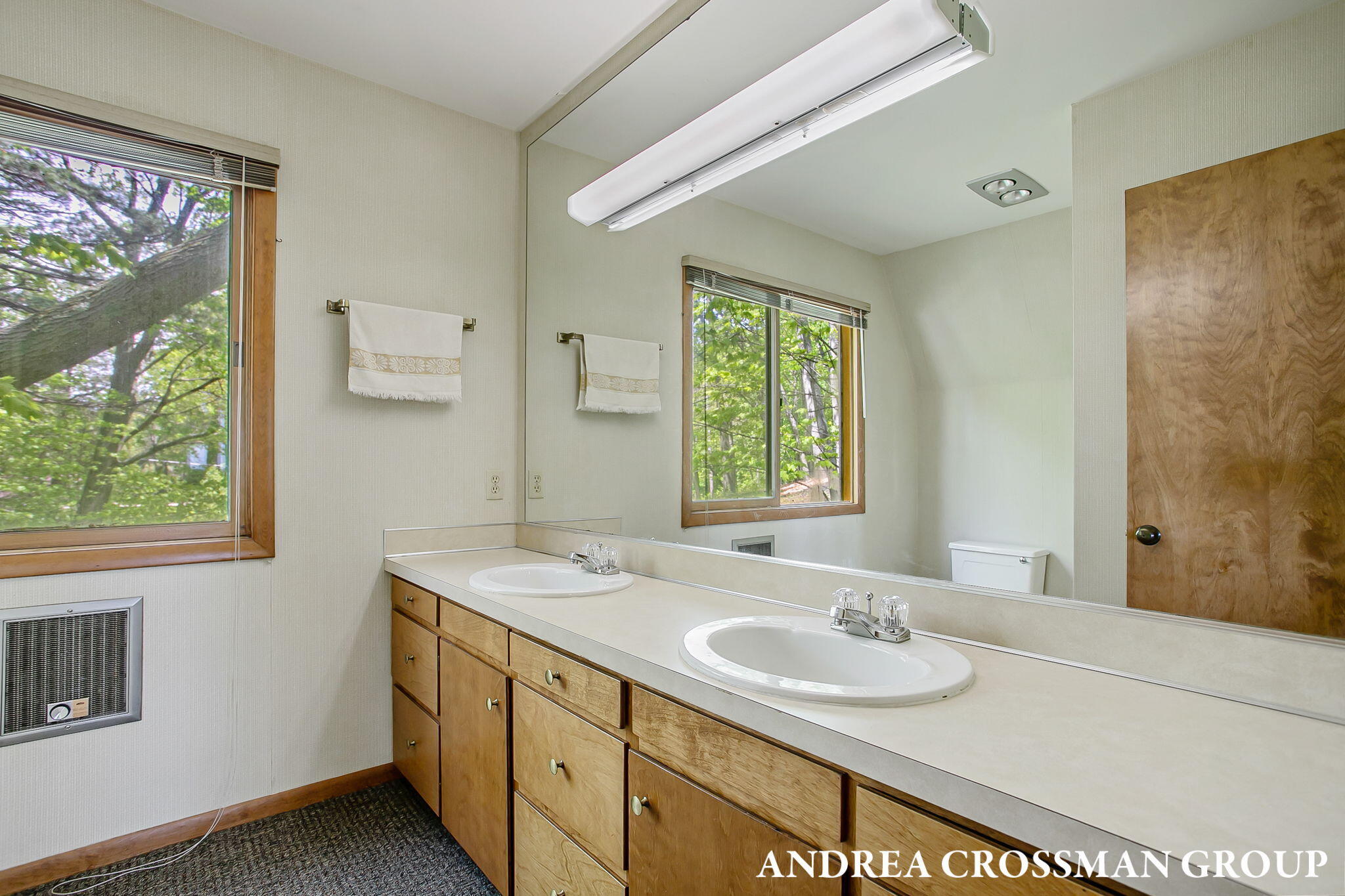 5011 Rosabelle Beach Avenue