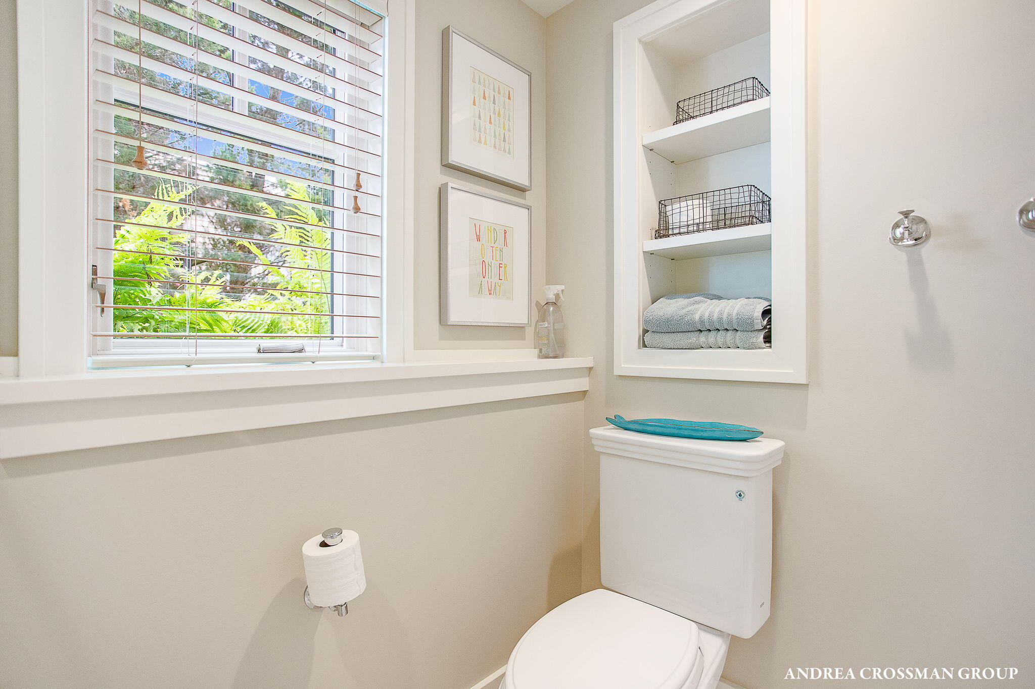 4101 Lakeridge Drive