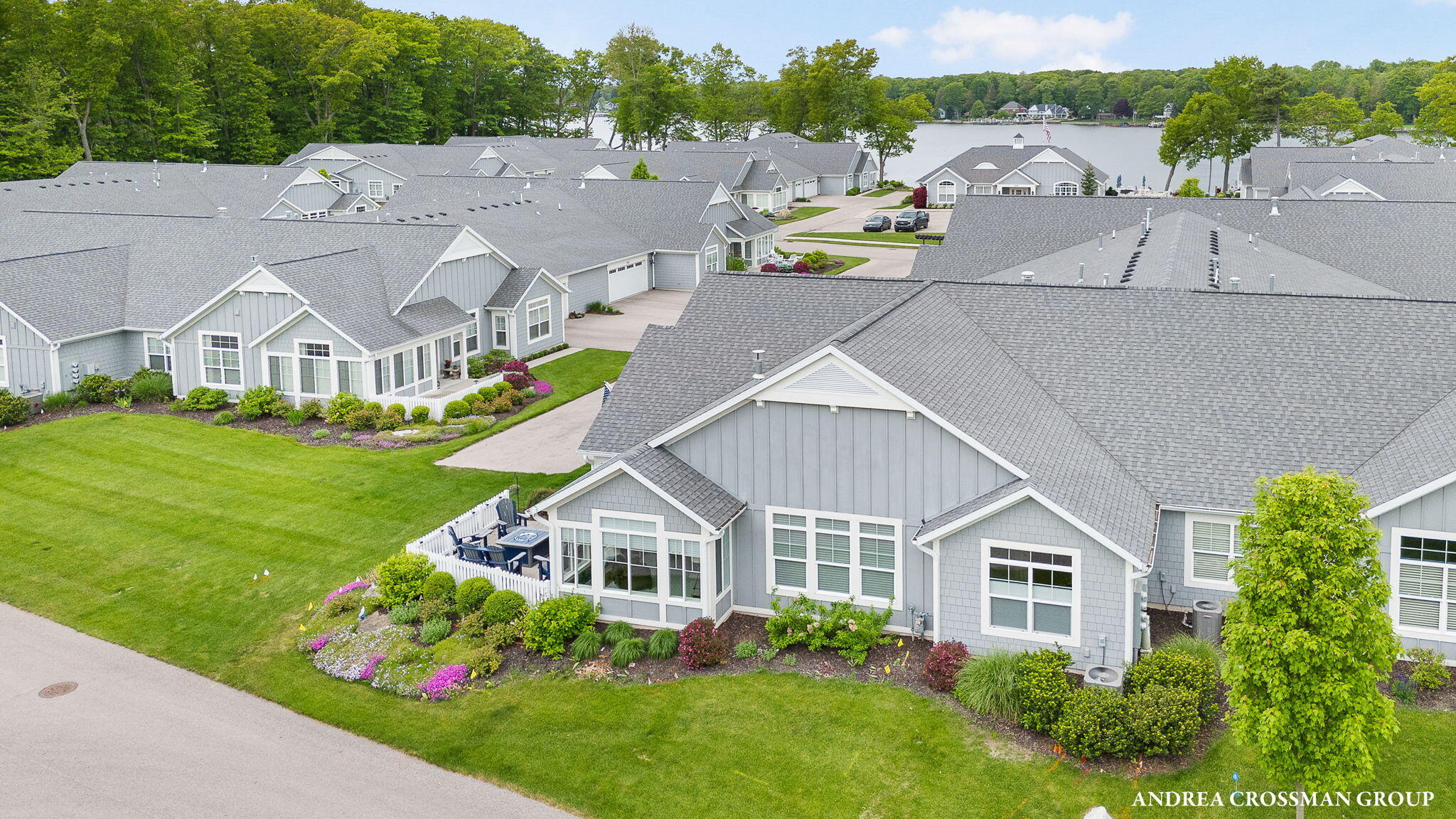 225 Janes View Drive