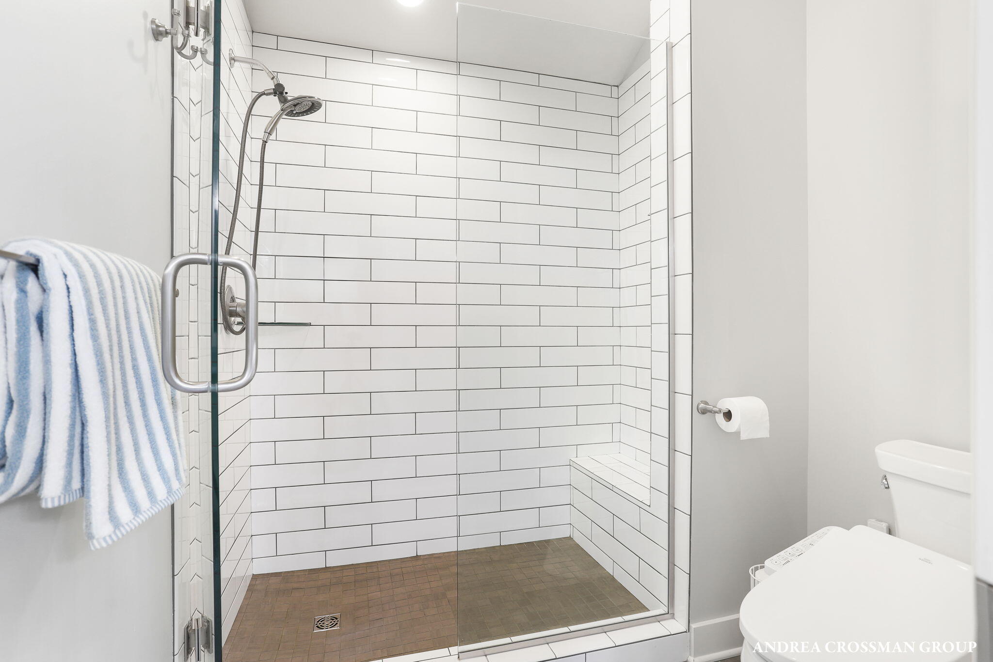 225 Janes View Drive