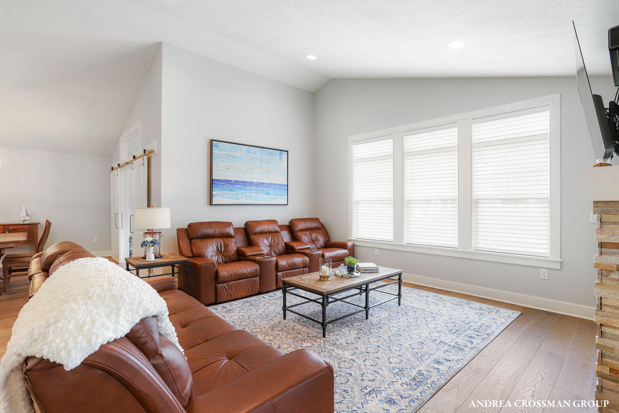 225 Janes View Drive