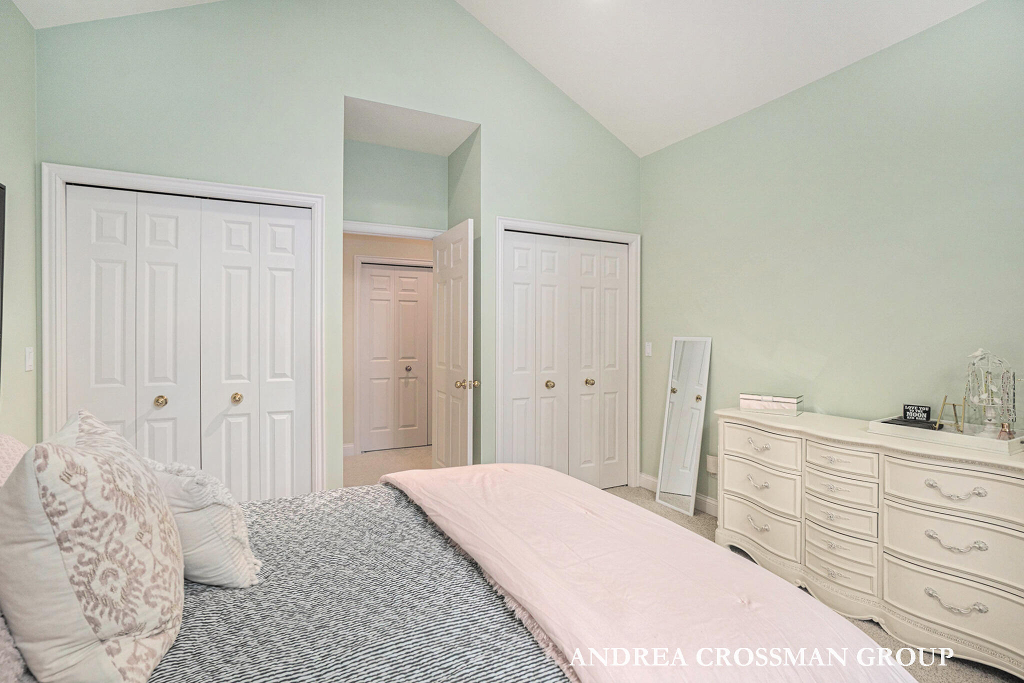 41 Bay Meadows Drive