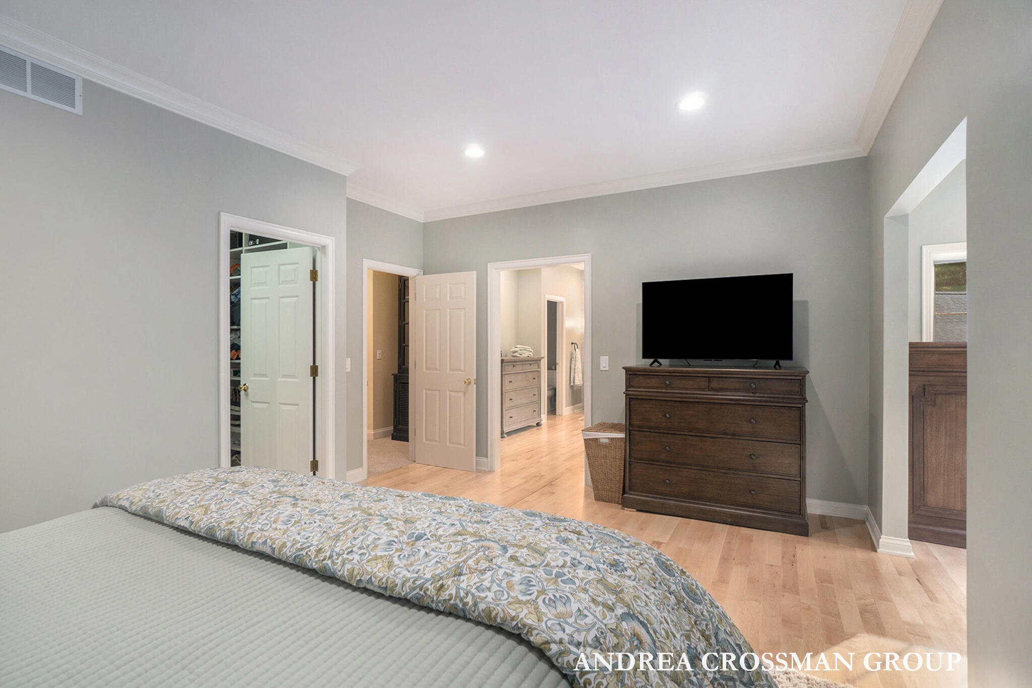 41 Bay Meadows Drive