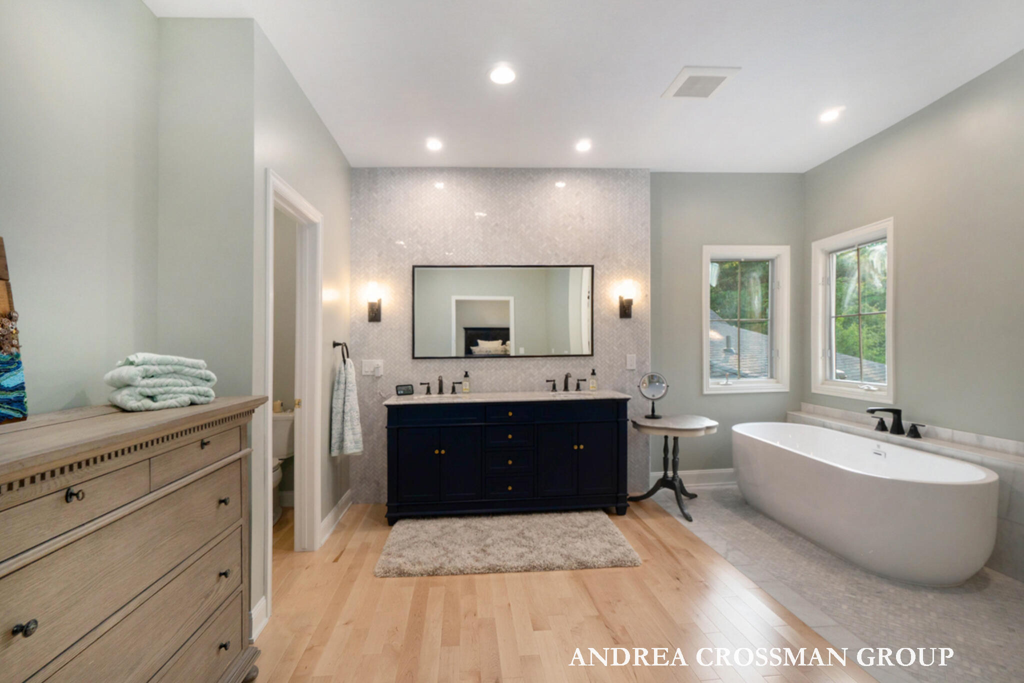 41 Bay Meadows Drive