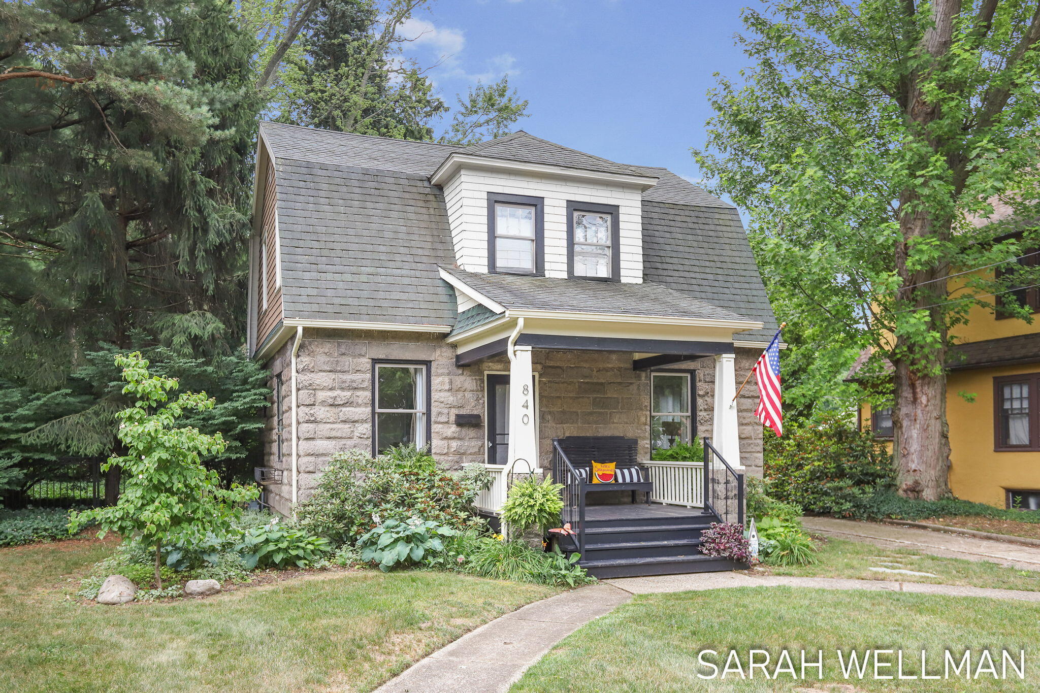 840 Superior Street