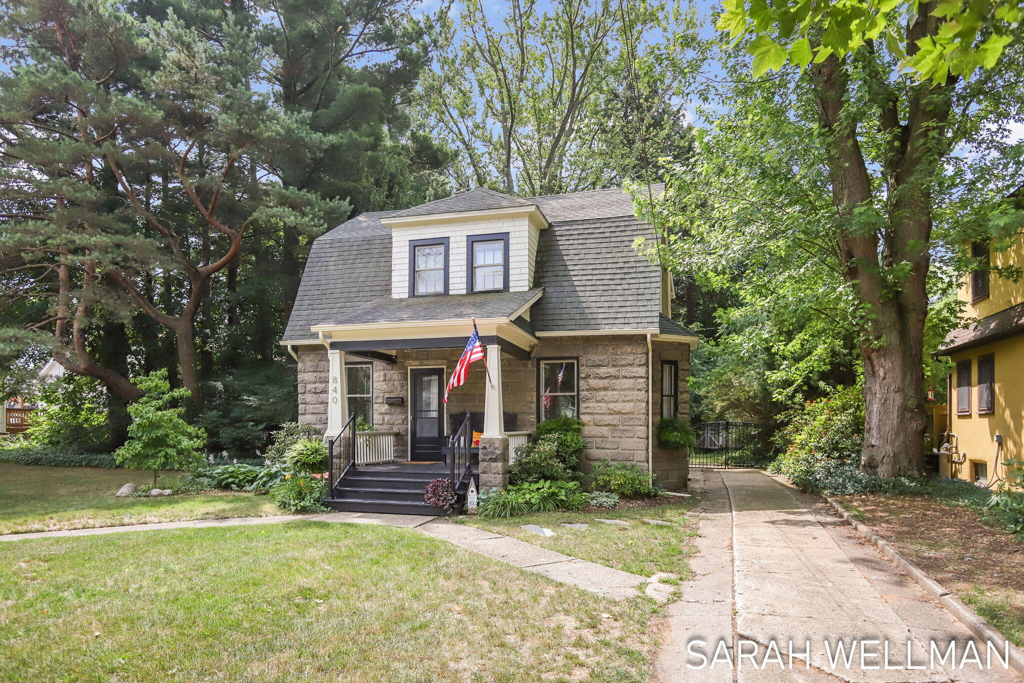 840 Superior Street