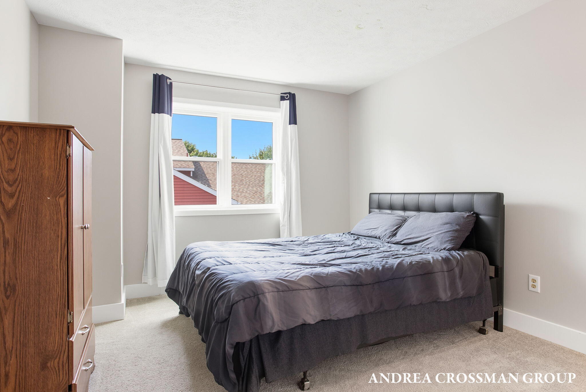 828 Tierra Street SE