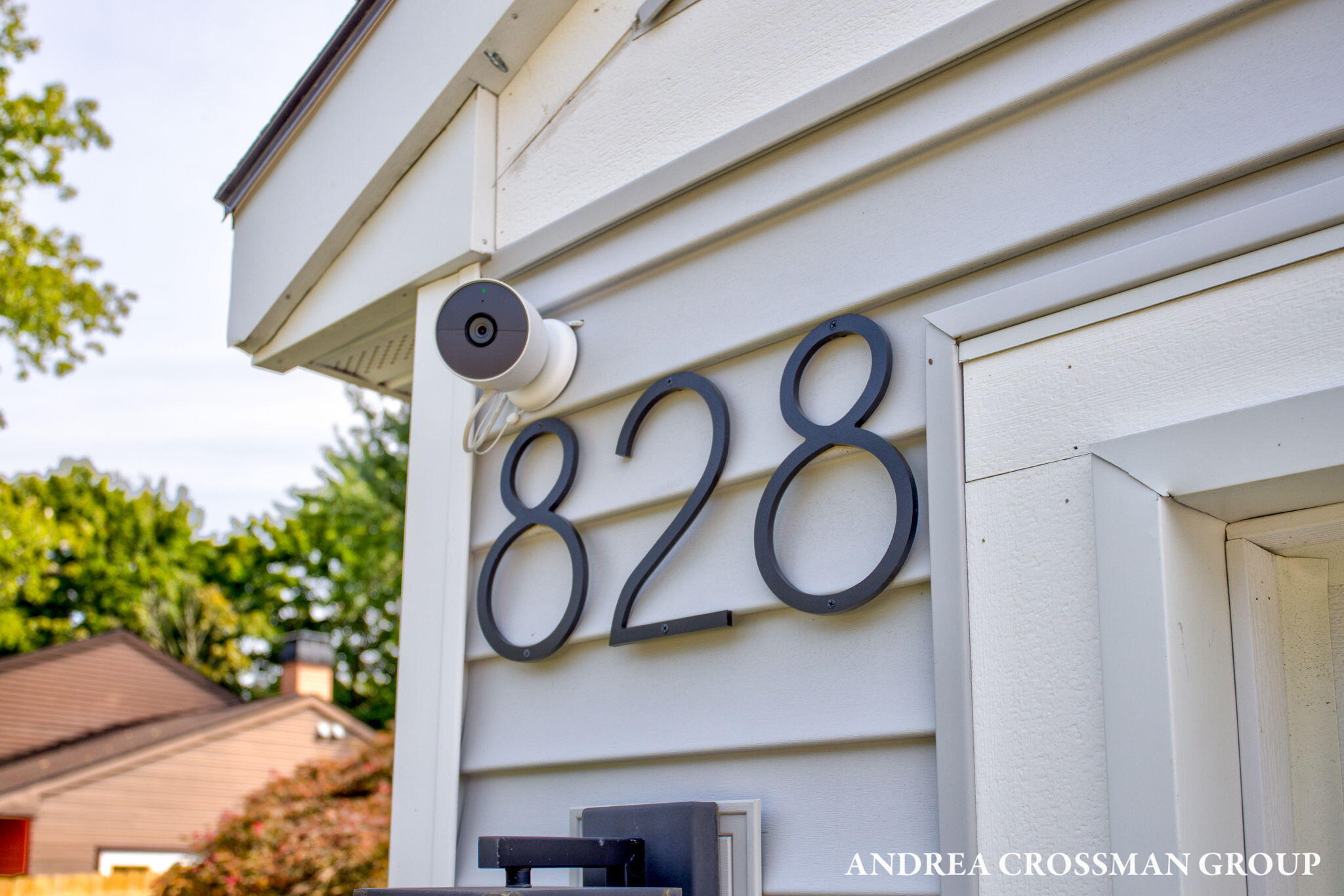 828 Tierra Street SE