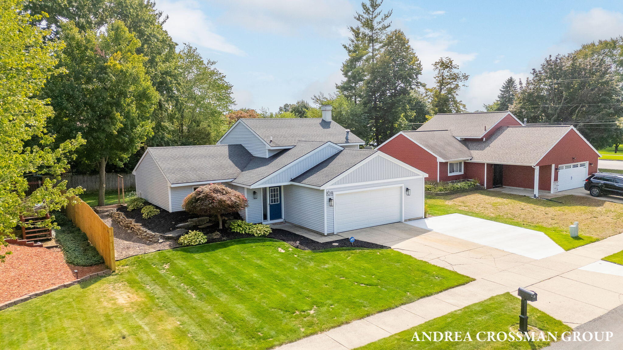 828 Tierra Street SE