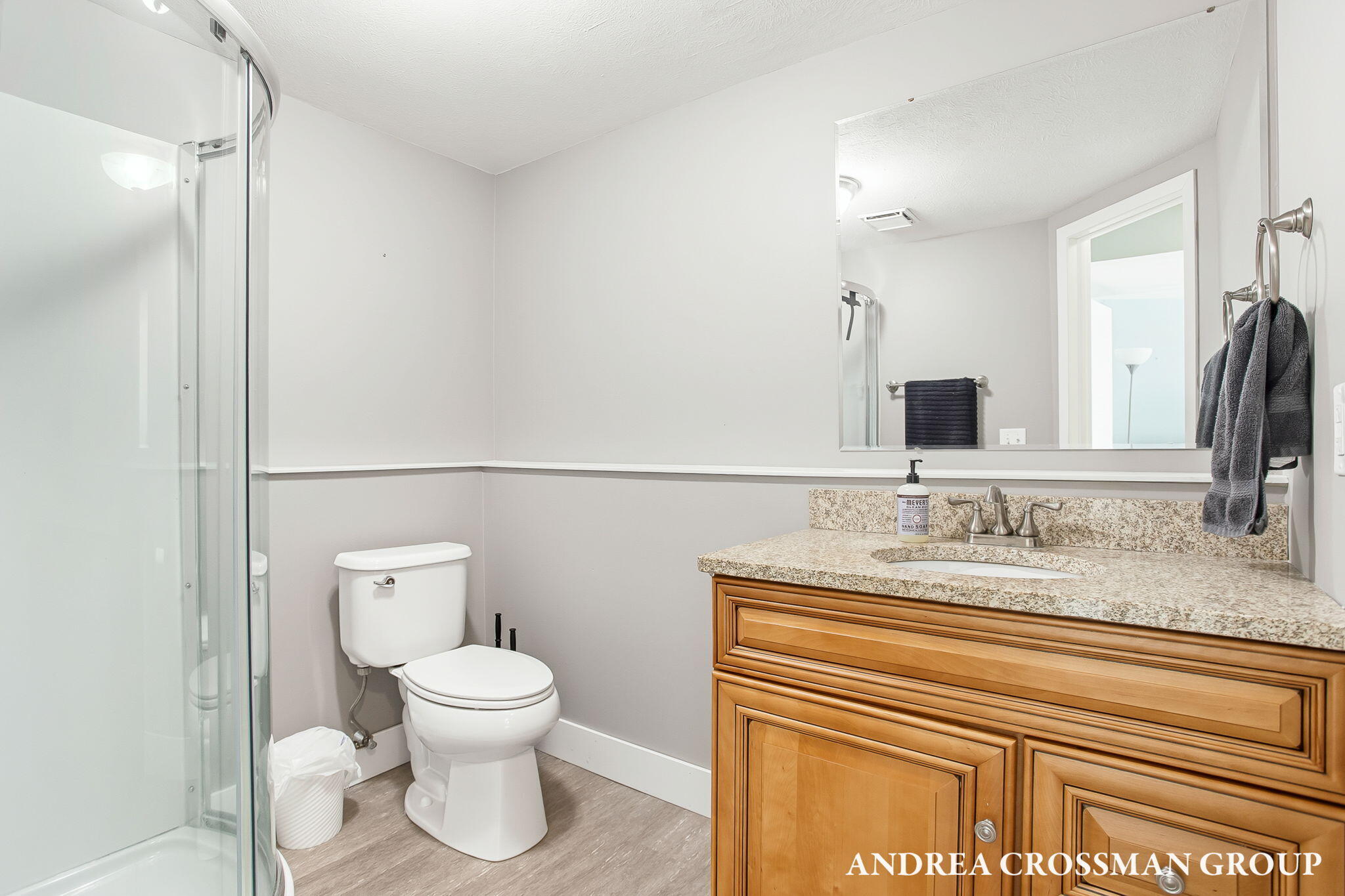 828 Tierra Street SE