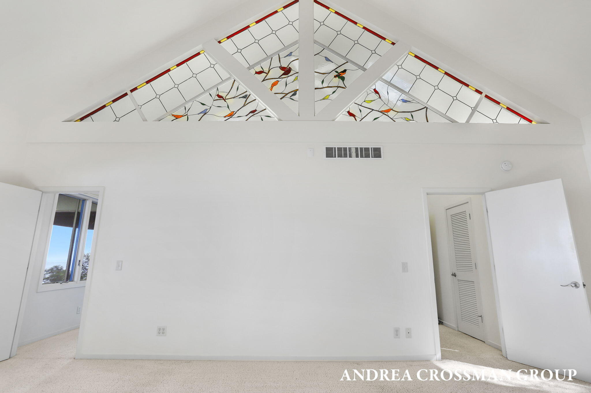 2542 Lakeshore Drive