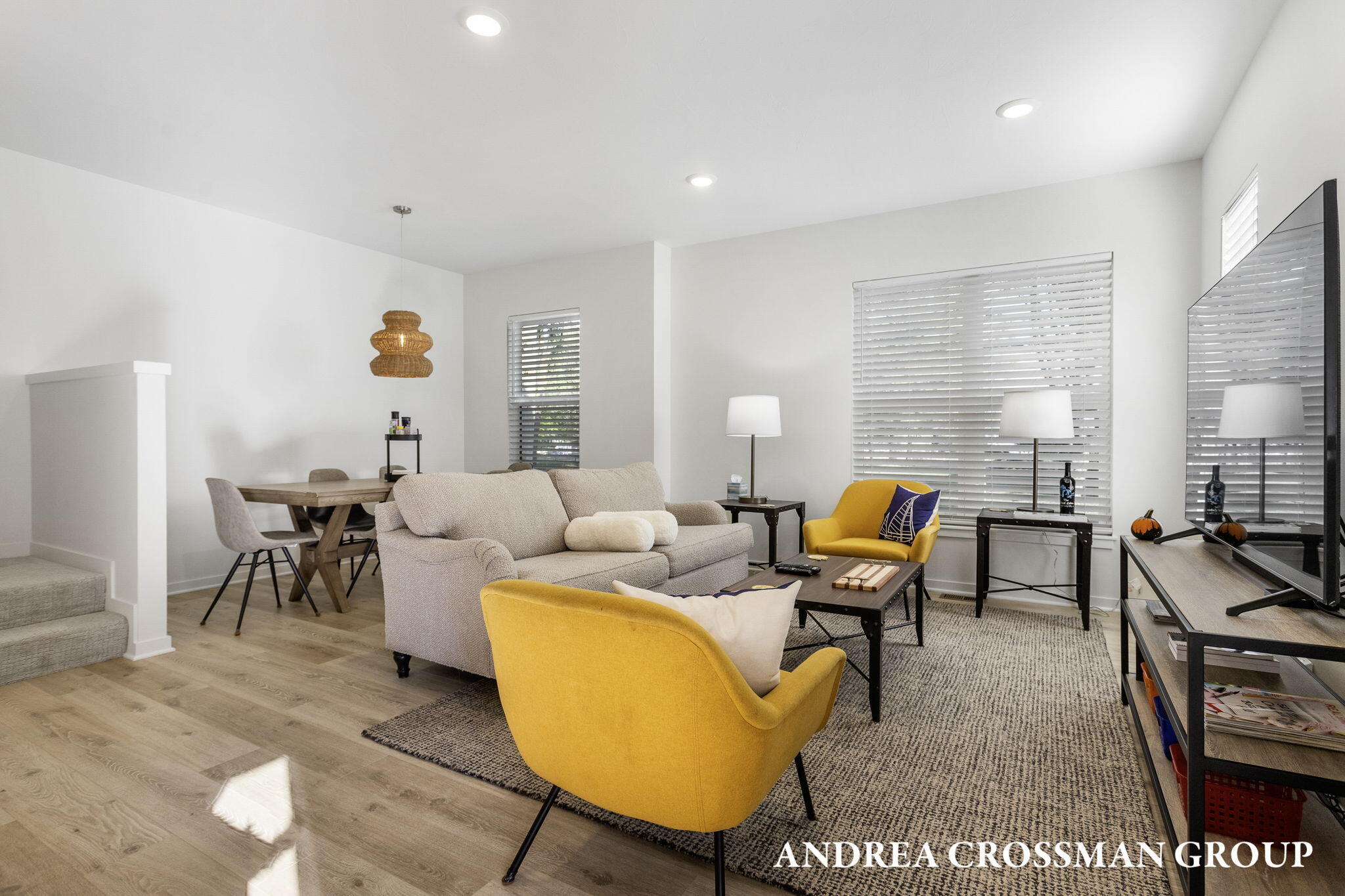 1991 N Shorewood Lane, 4