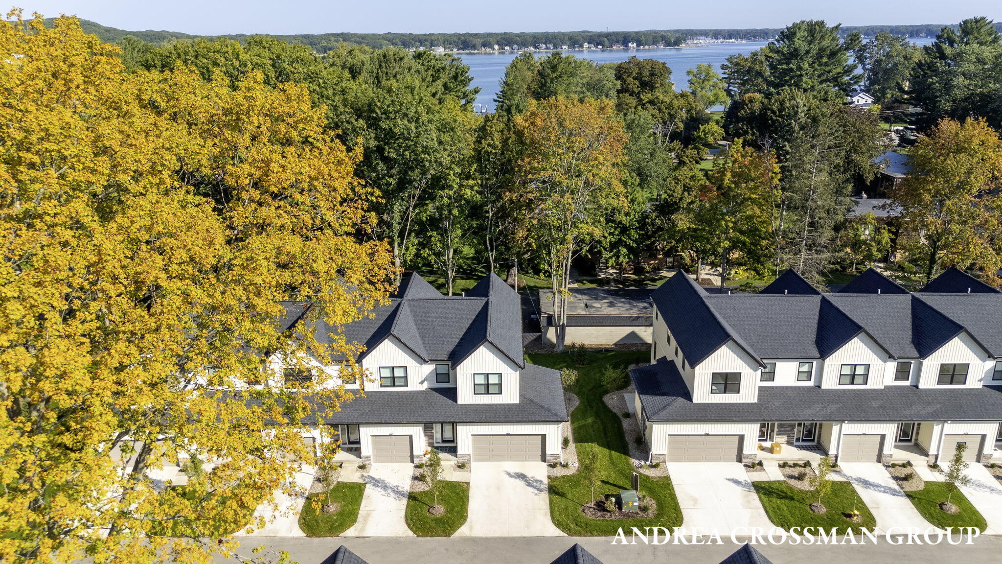 1991 N Shorewood Lane, 4