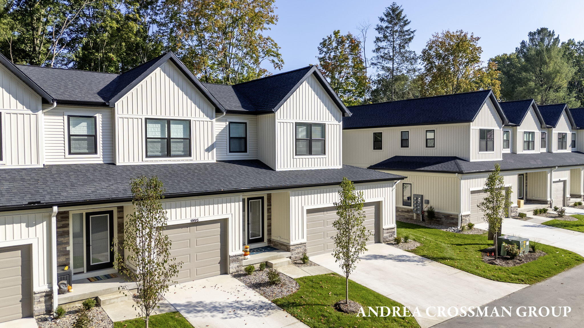 1991 N Shorewood Lane, 4