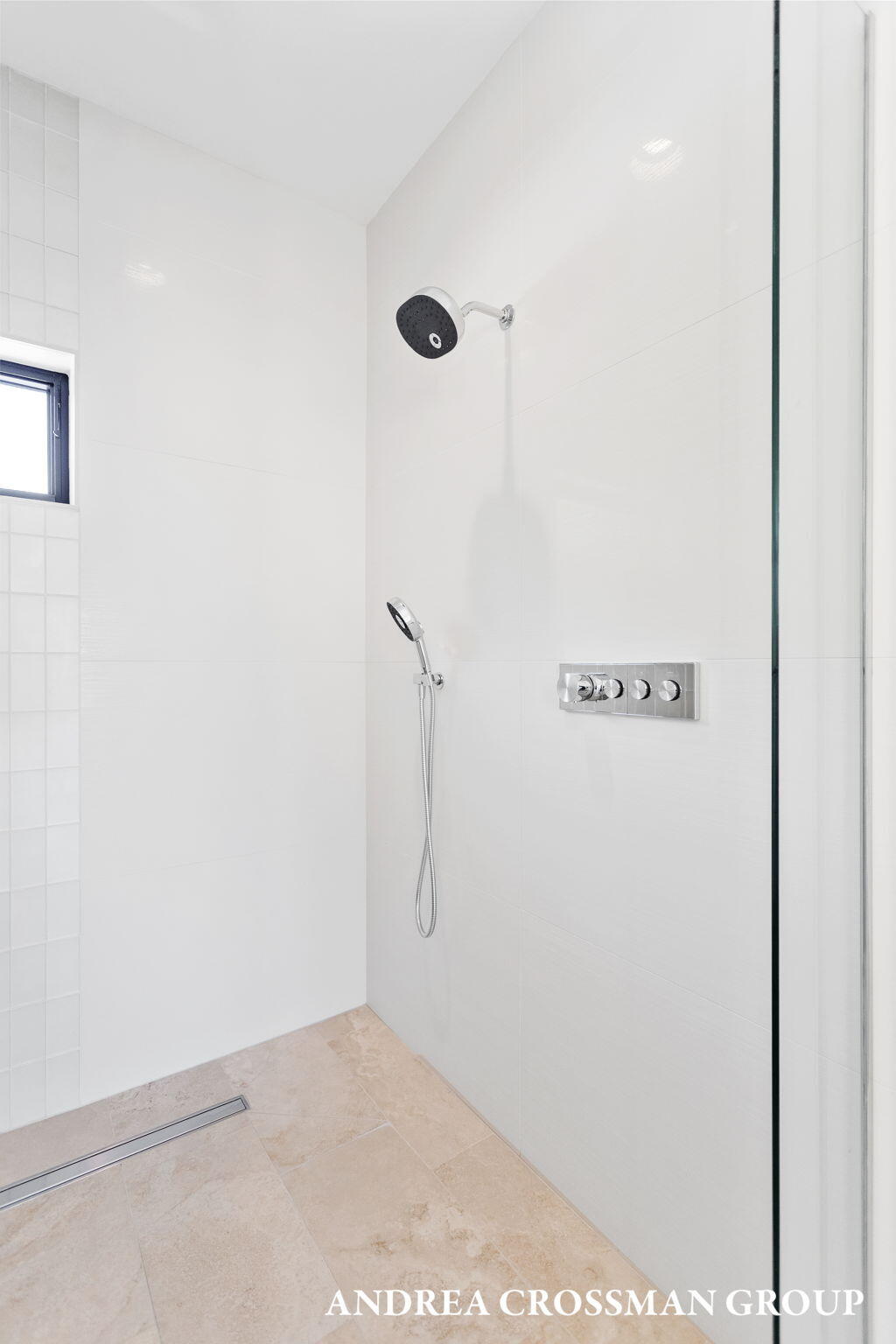 1 N Bailey Avenue, 1