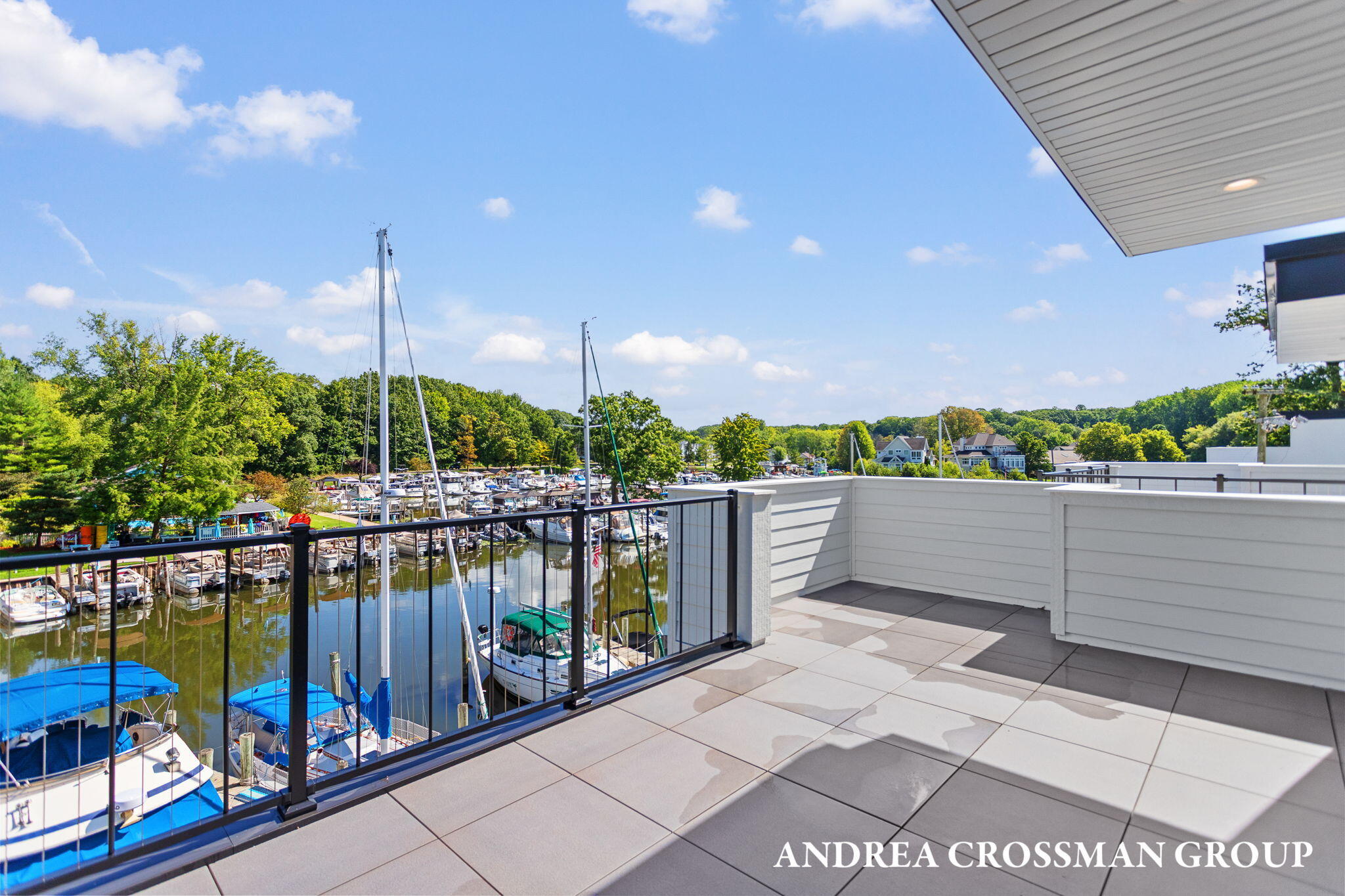 1 N Bailey Avenue, 1