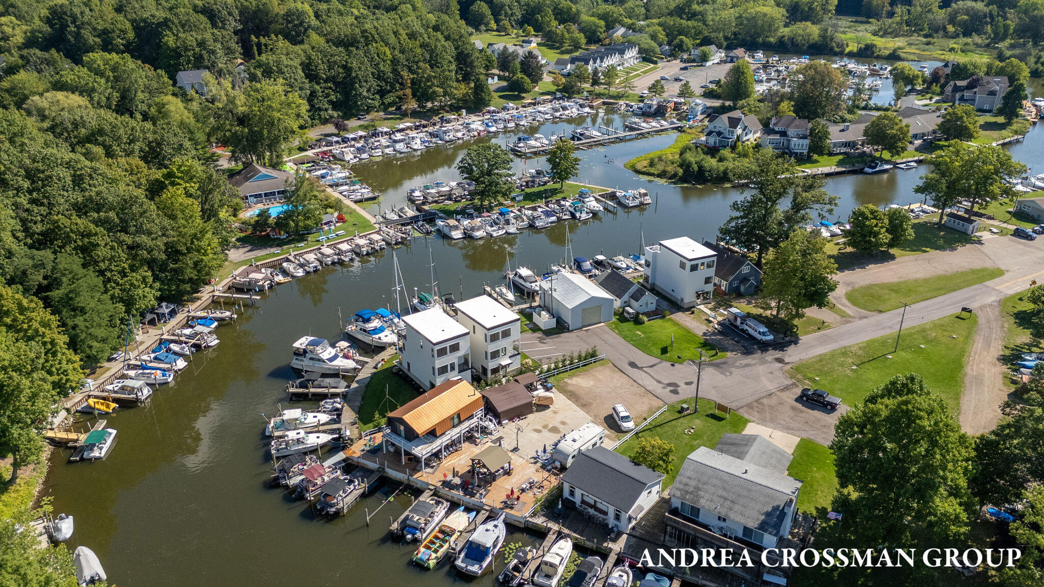 1 N Bailey Avenue, 2