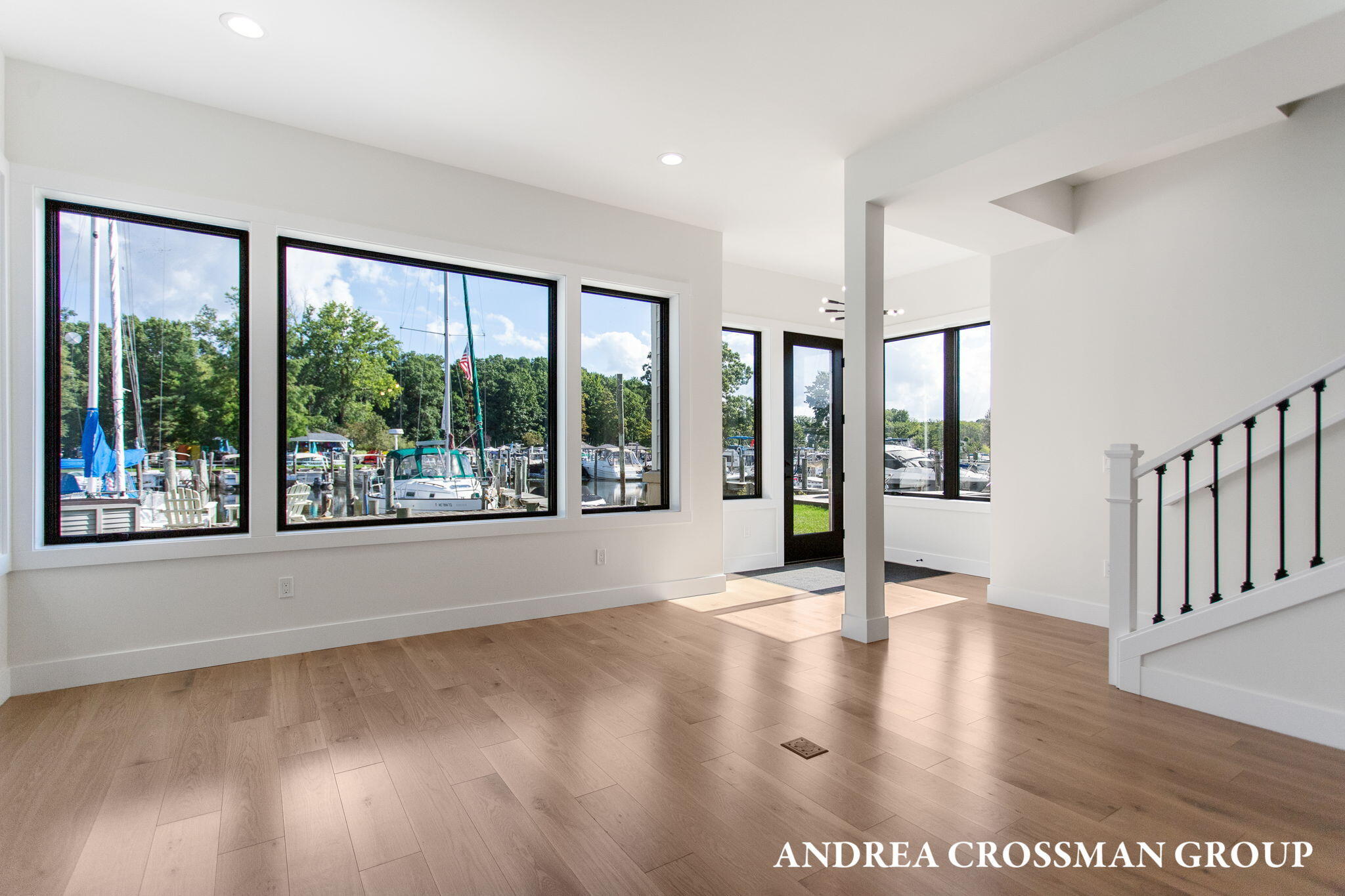 1 N Bailey Avenue, 2