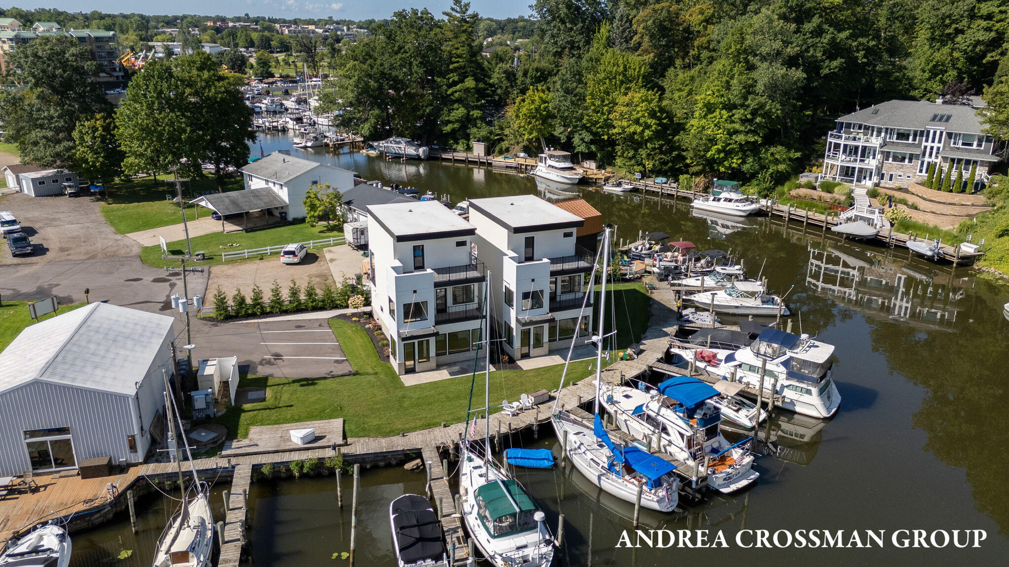 1 N Bailey Avenue, 2