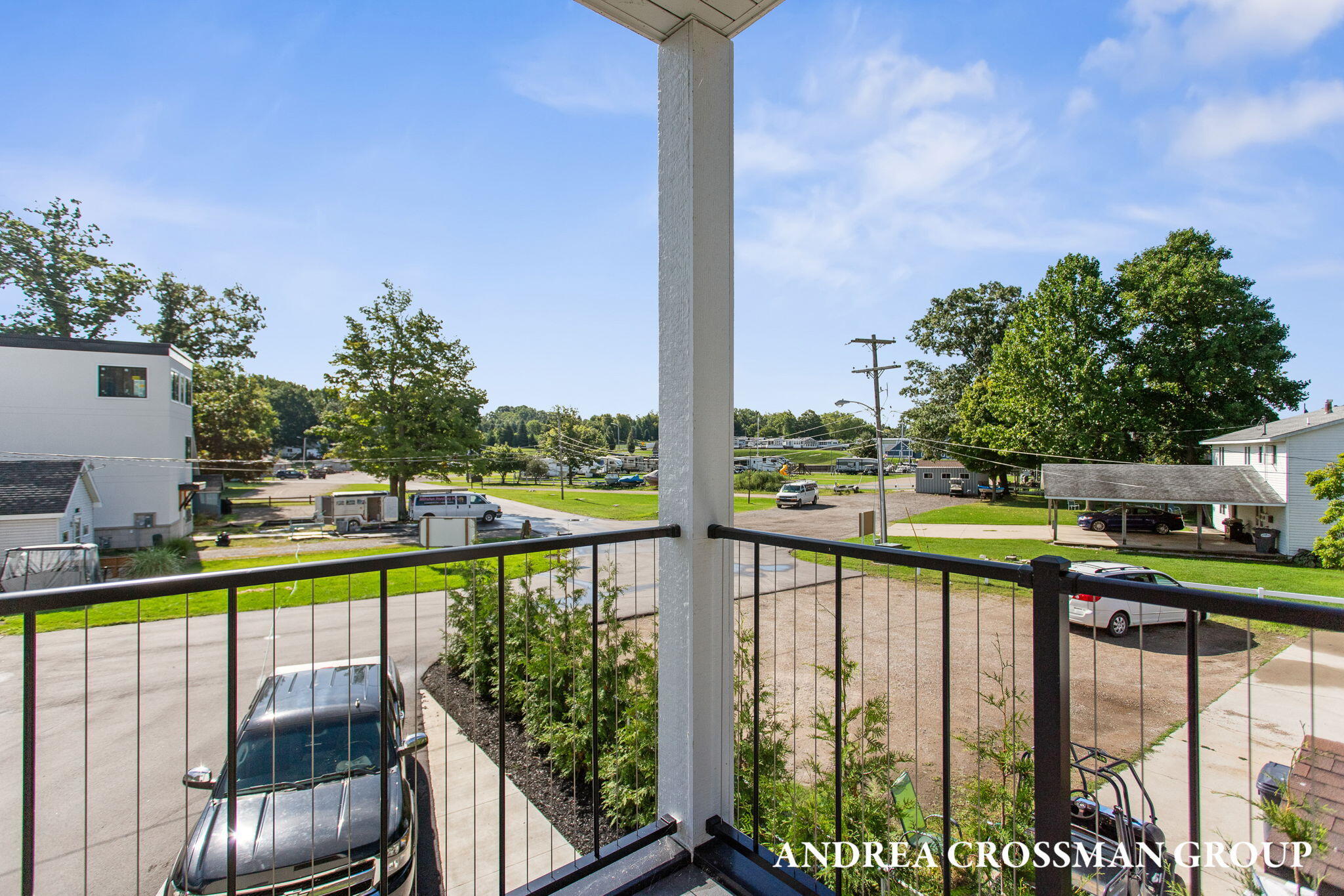 1 N Bailey Avenue, 2