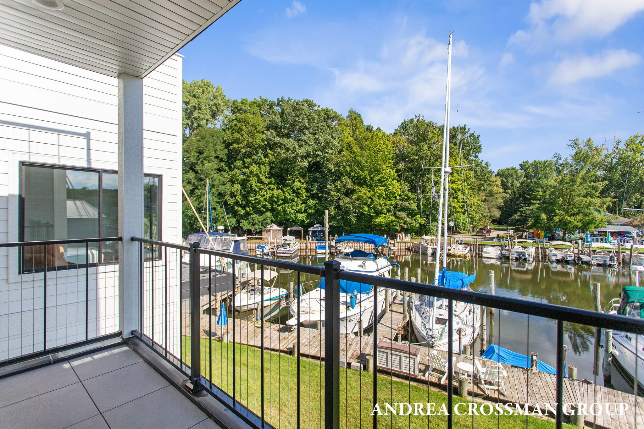 1 N Bailey Avenue, 2