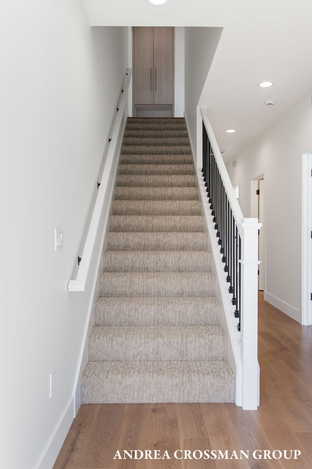 1 N Bailey Avenue, 2