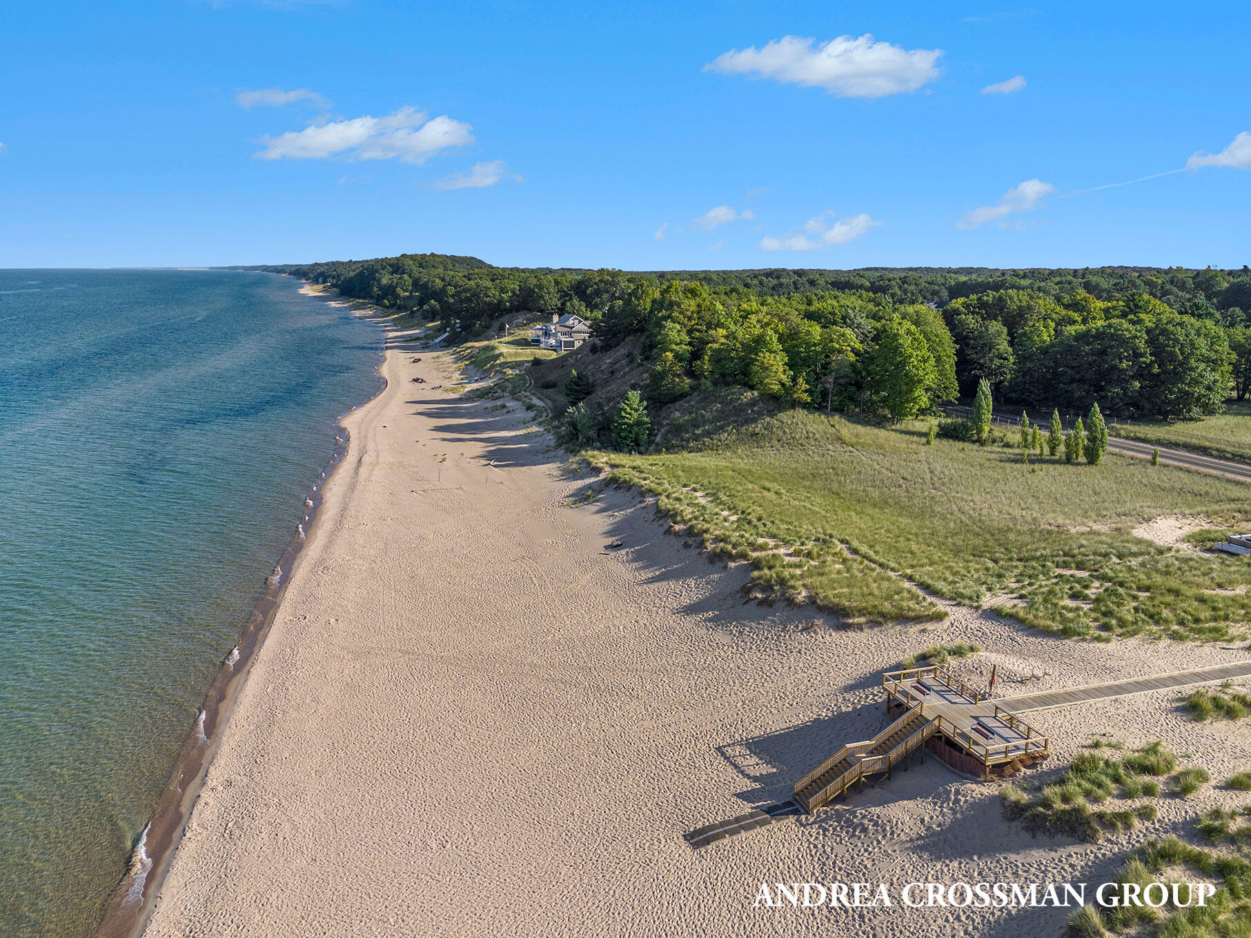 8863 Lakeshore Drive