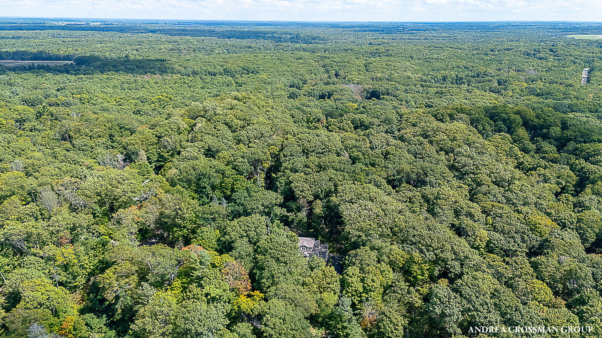 8863 Lakeshore Drive