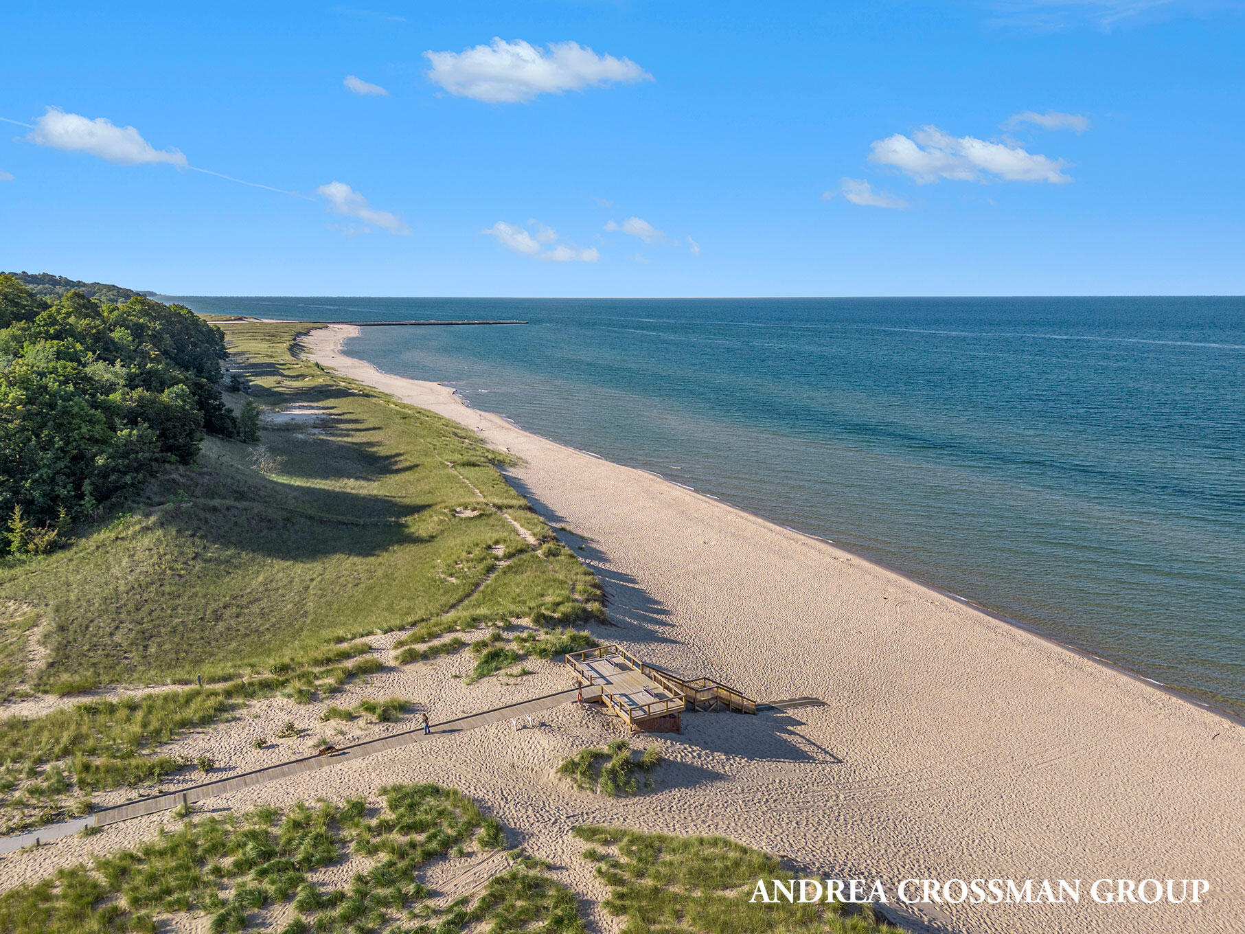 8863 Lakeshore Drive