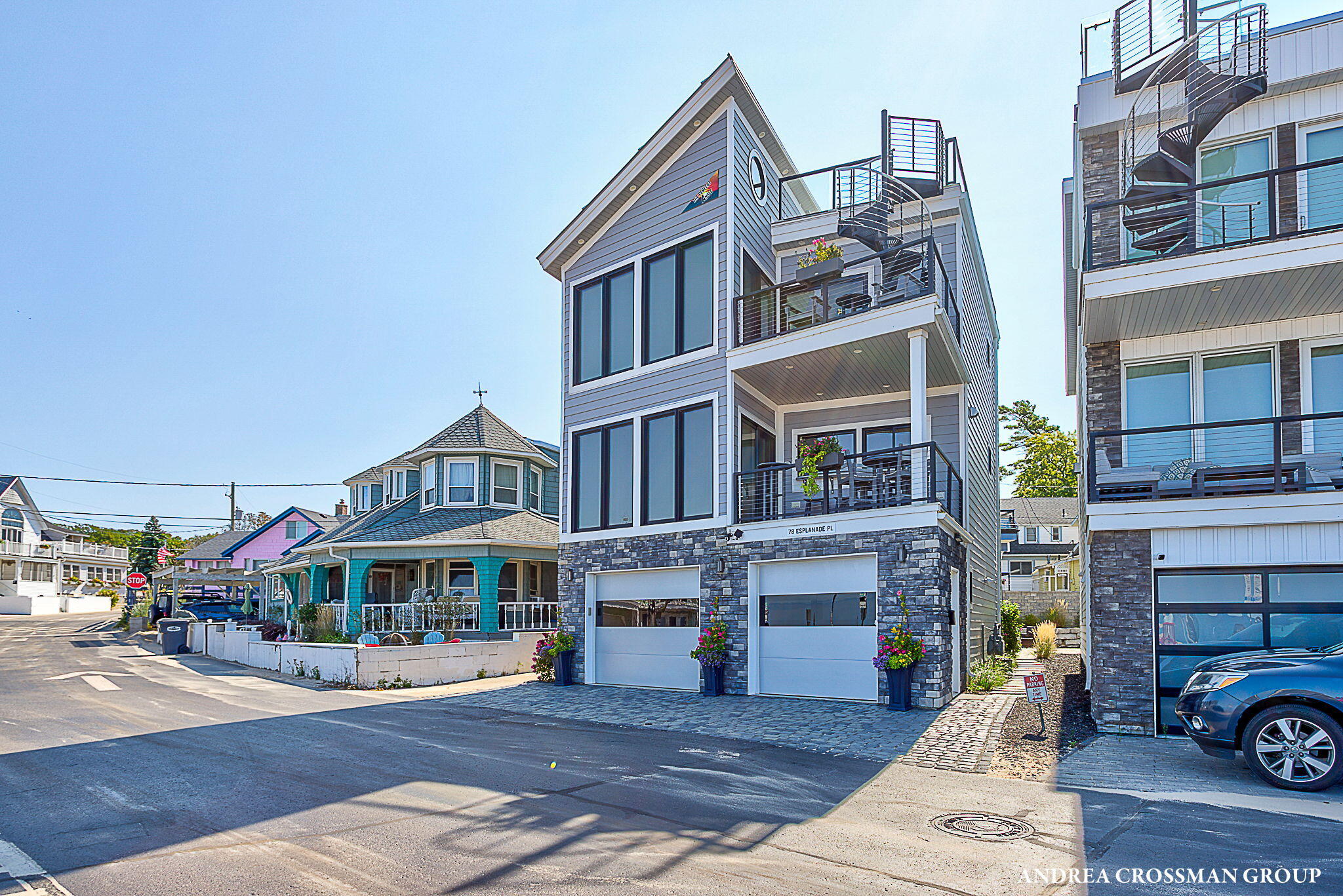 78 Esplanade Place