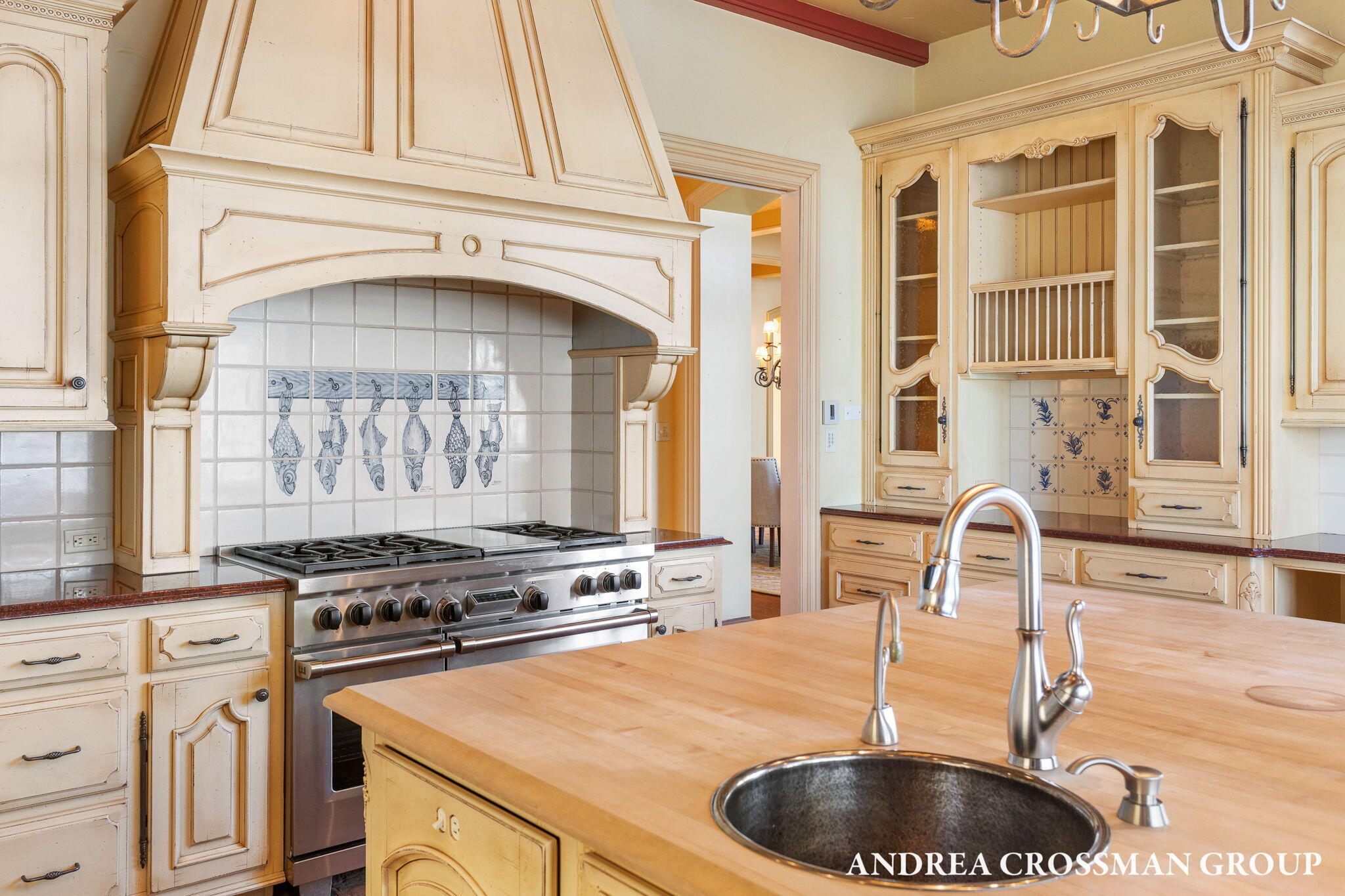 1933 South Shore Drive