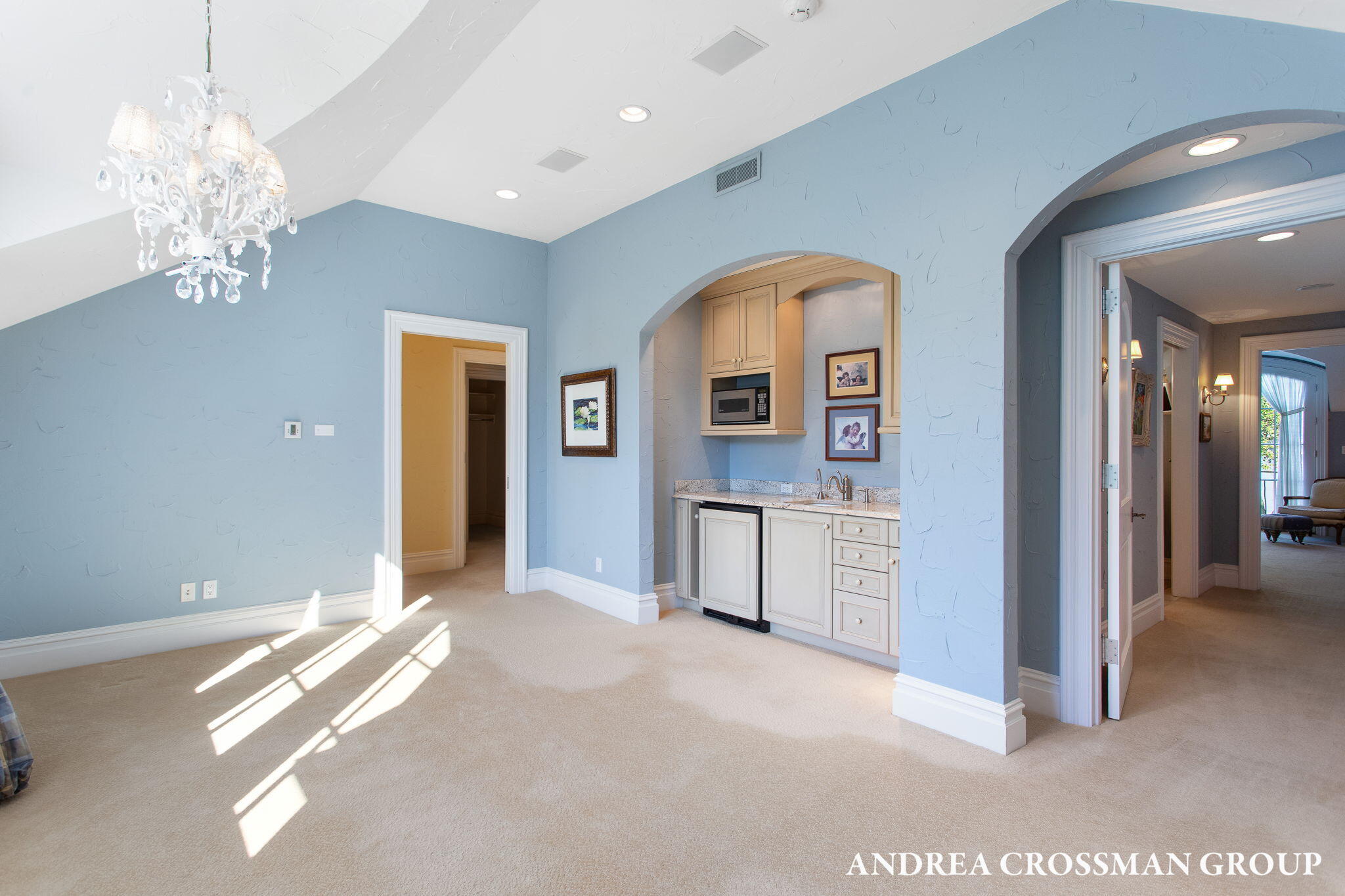 1933 South Shore Drive