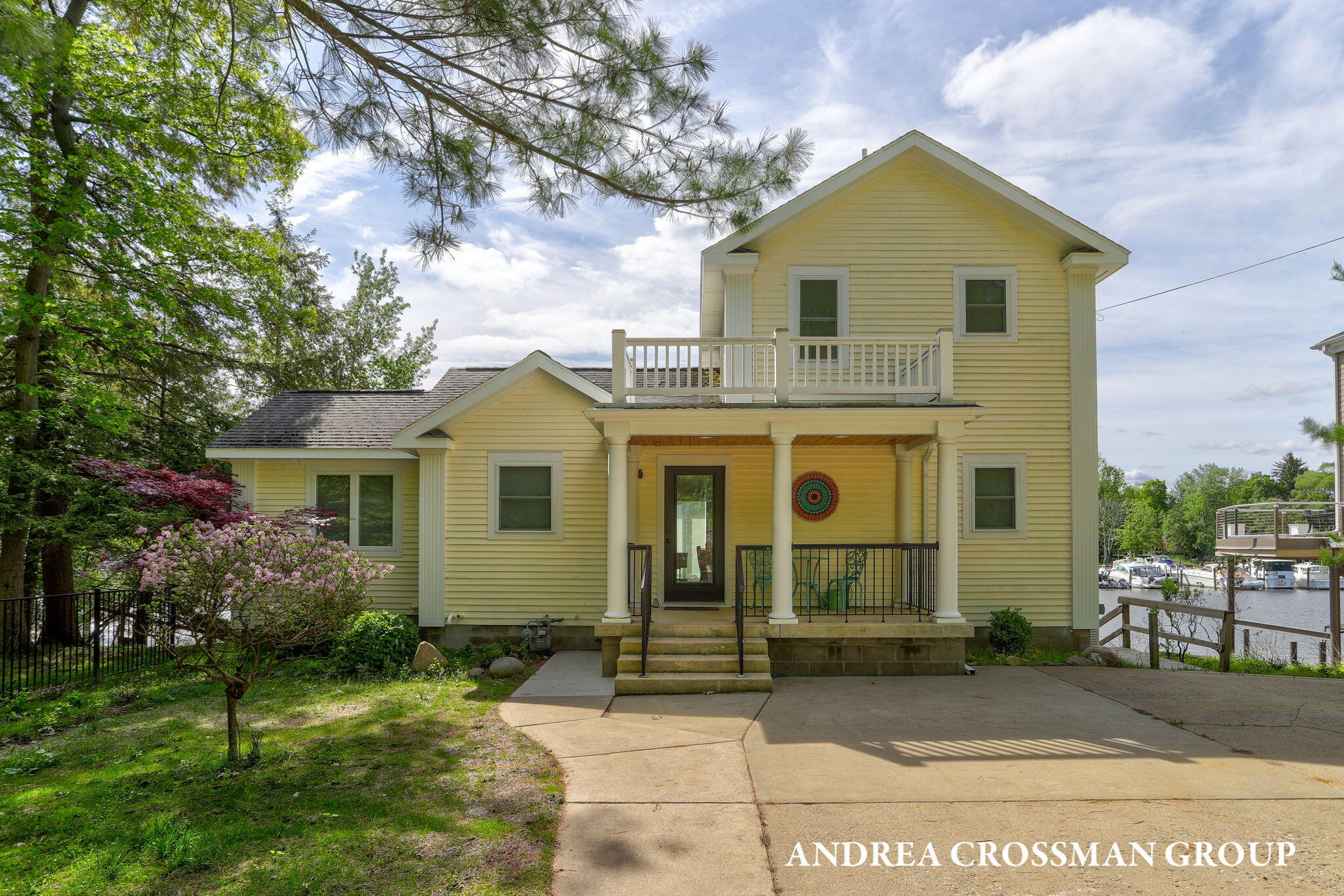 1005 Park Street