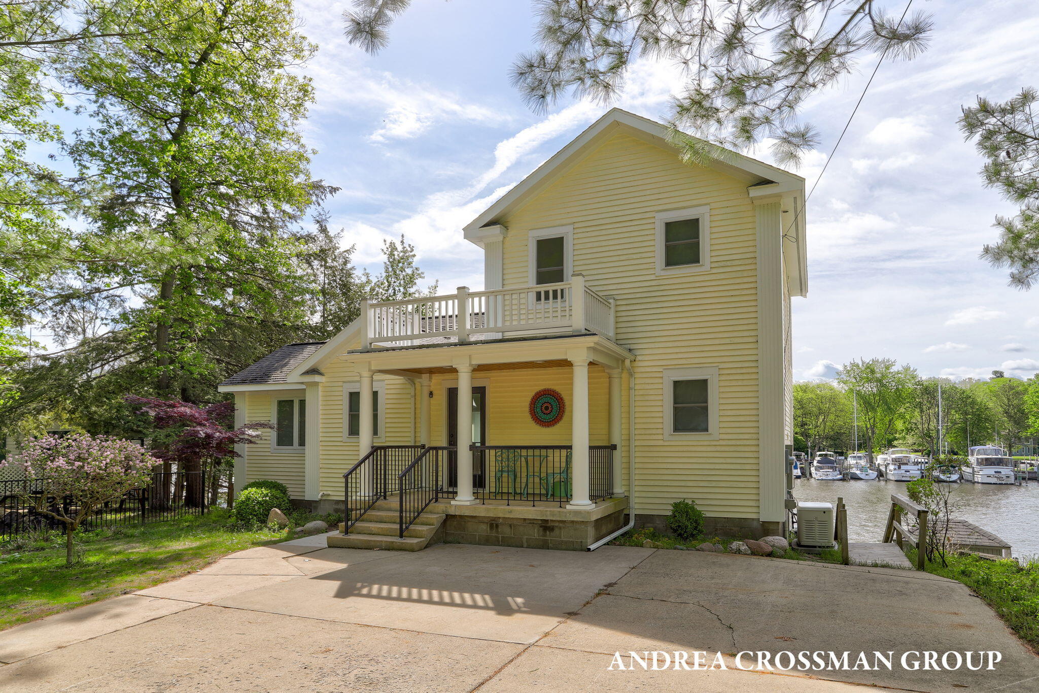 1005 Park Street