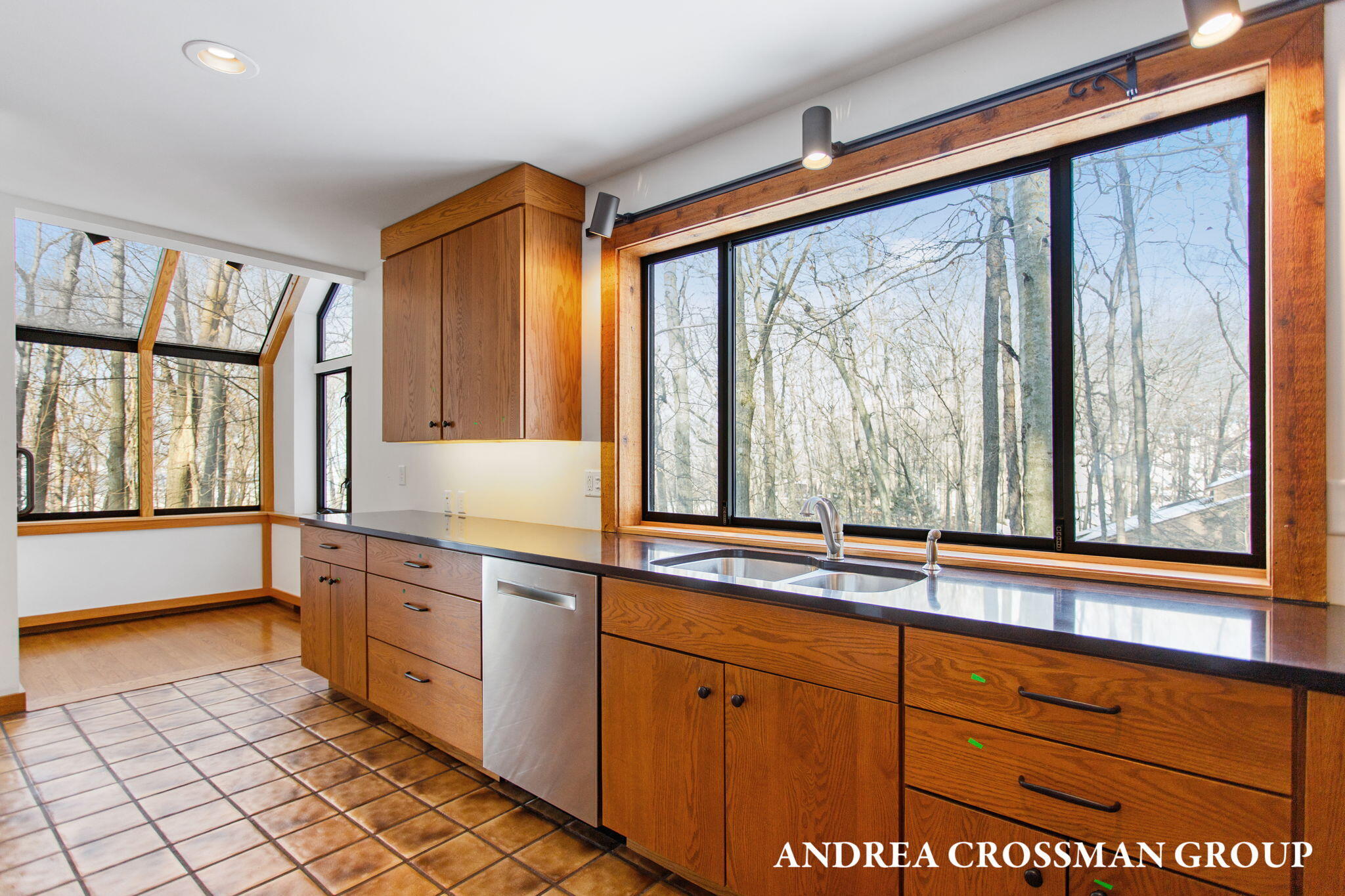 18344 N Shore Estates Road