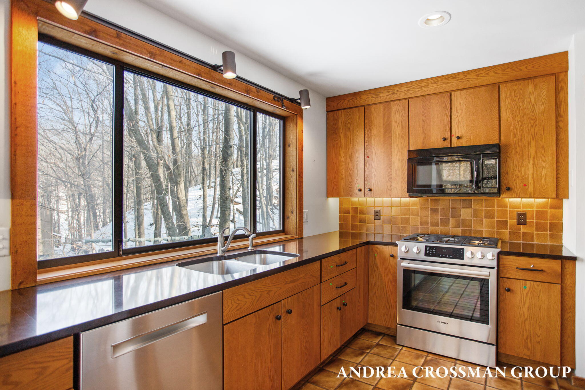 18344 N Shore Estates Road