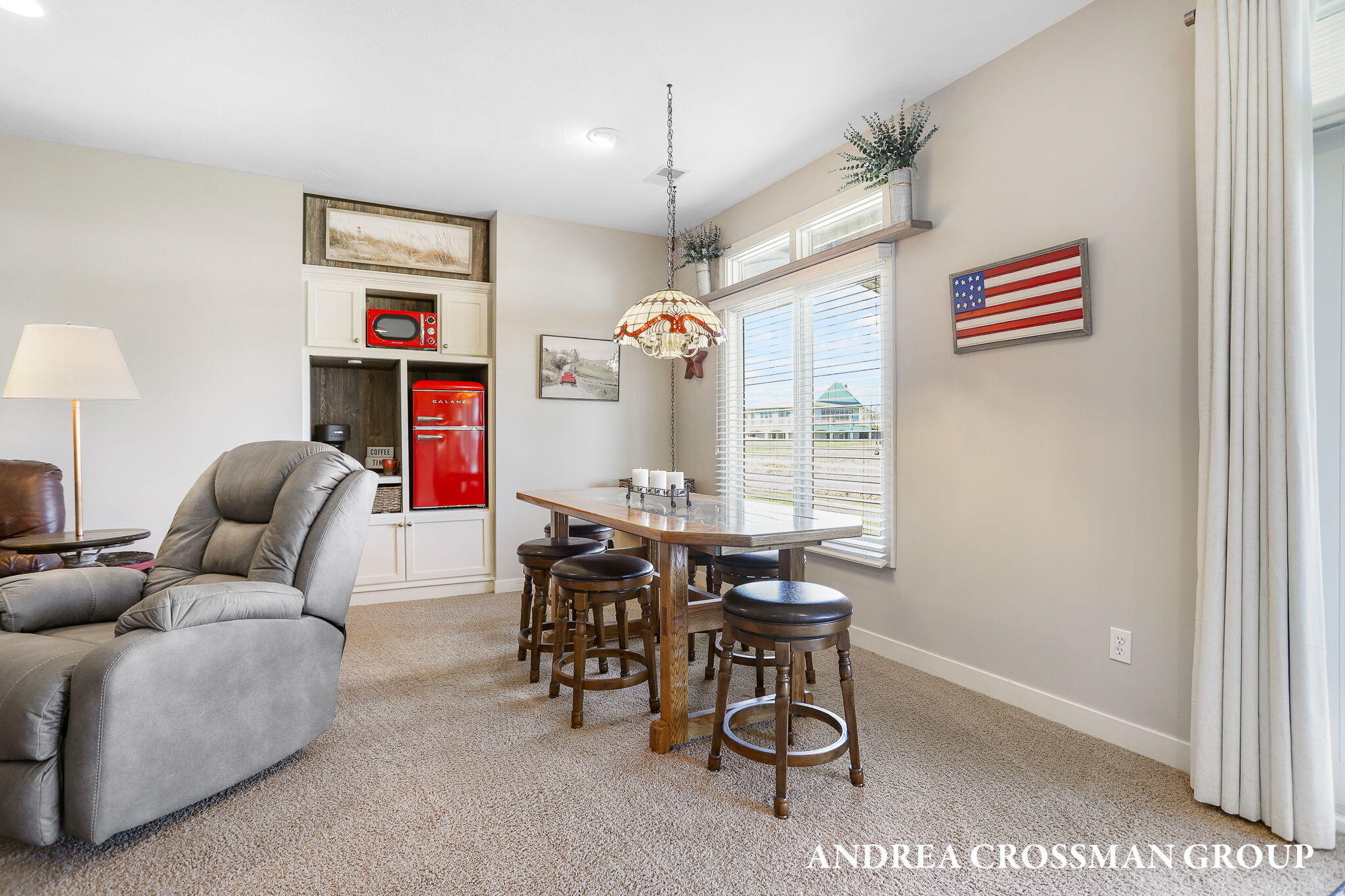 1284 Prestwick Drive