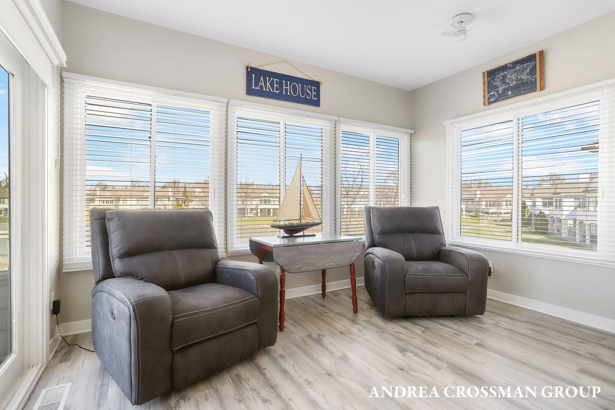 1284 Prestwick Drive