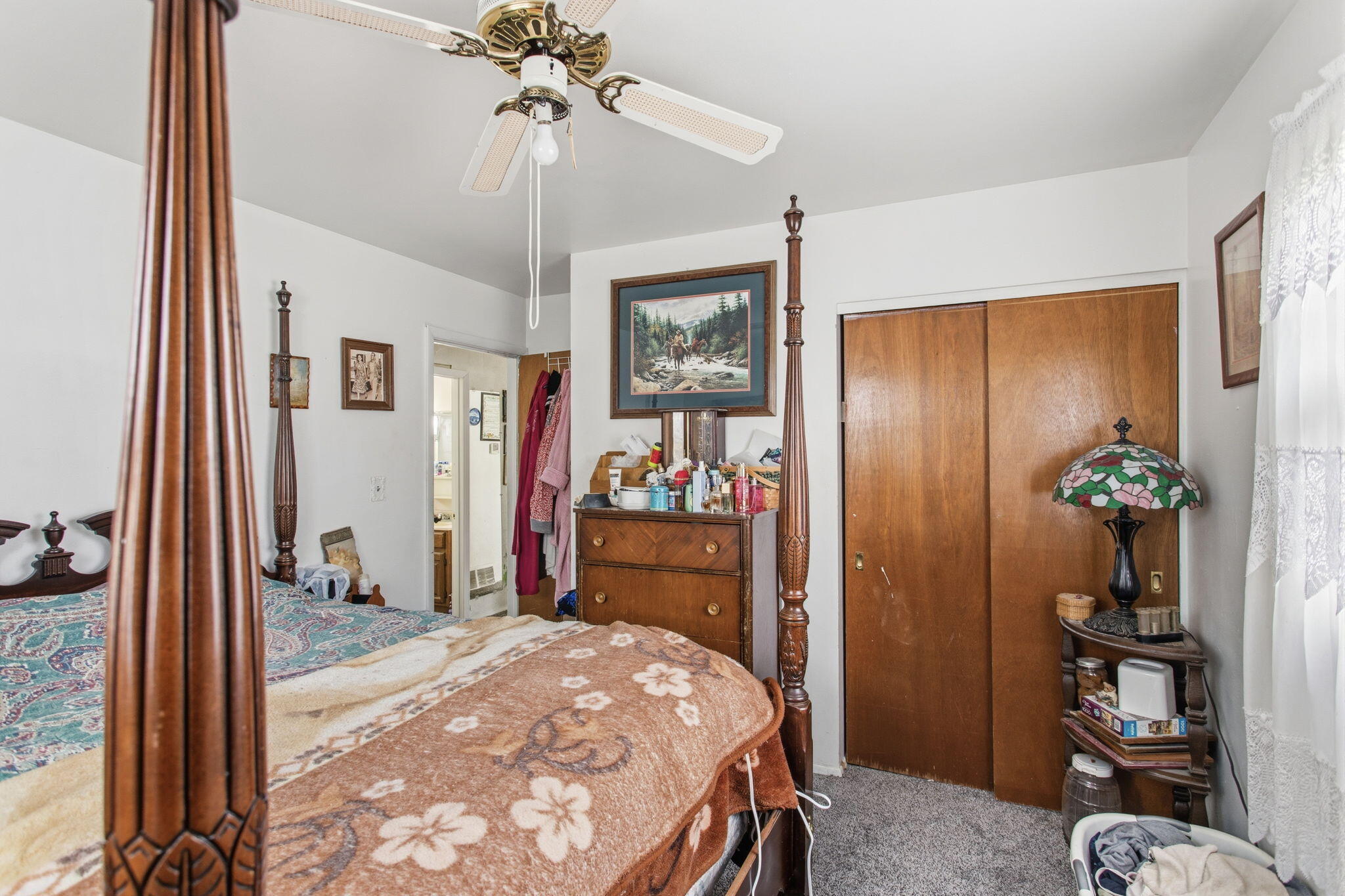 910 N Washington Avenue