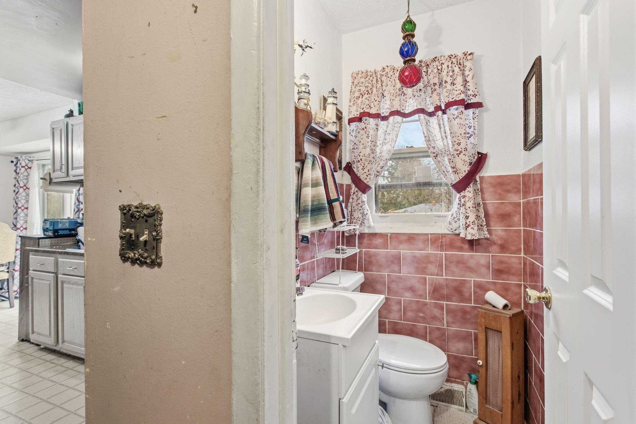 910 N Washington Avenue