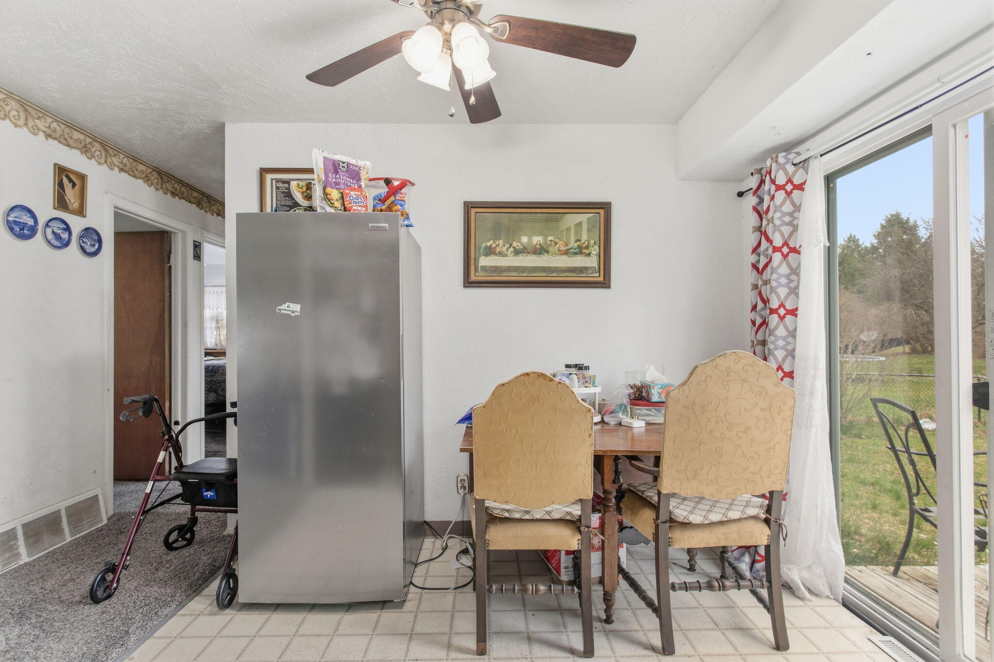 910 N Washington Avenue