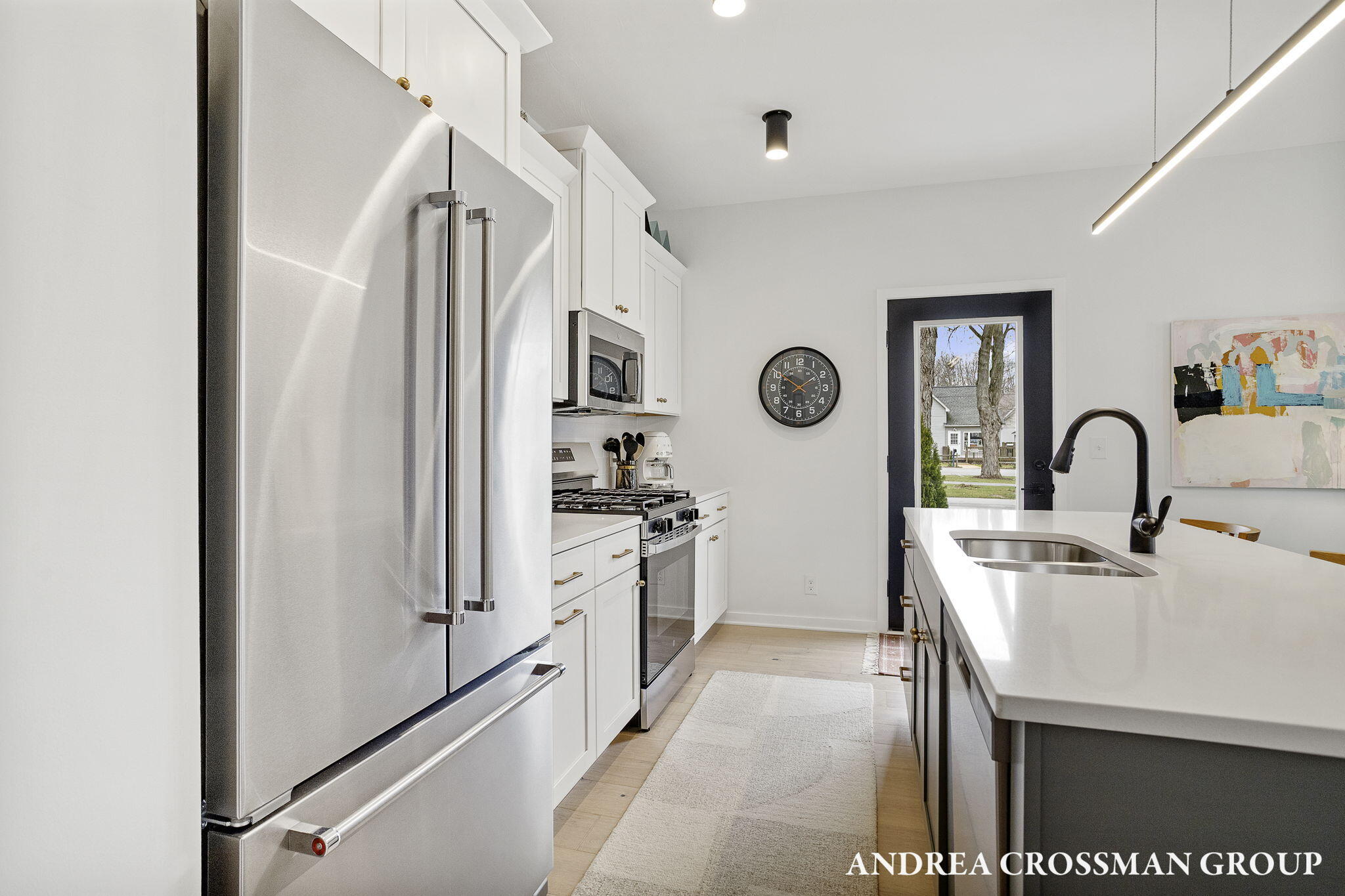 1989 S Shorewood Lane